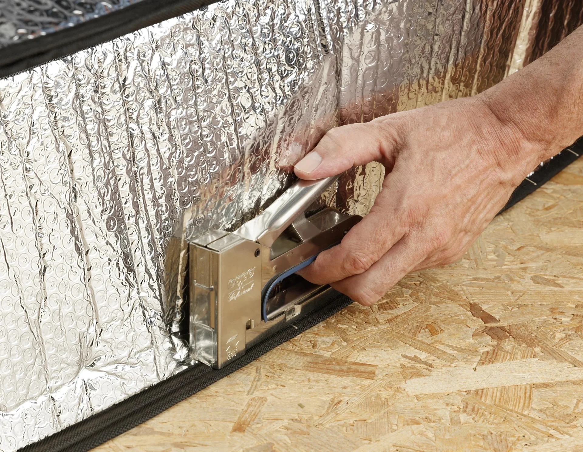 Isolation für Dachtreppen und Dachbodenöffnungen - 4