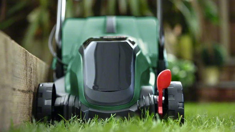 Akku-Rasenmäher City Mower 18V-32-300: 1x Akkupack PBA 18V 4.0Ah W-C, Ladegerät - 1
