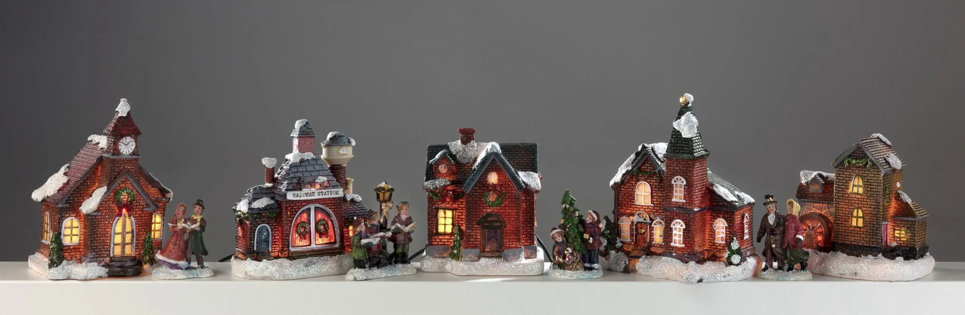 Weihnachtsdorf Set mit Beleuchtung - 9-teilig - 3