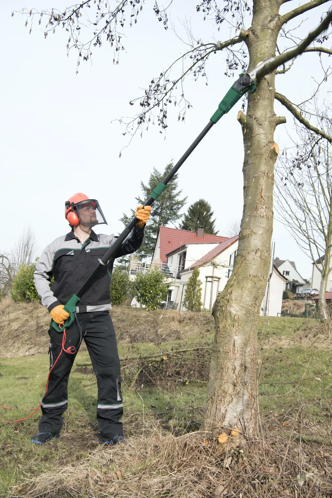 Elektro-Hochentaster GM 7124 Set - mit Ersatz-Sägekette und Schultergurt - 2
