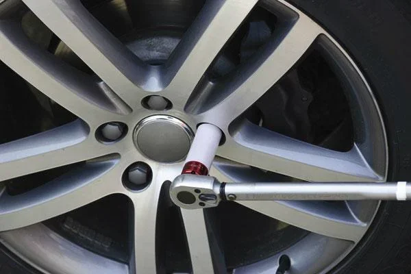 Automatischer Drehmomentschlüssel Satz + 3-teiligem Steckschlüssel Set - 1