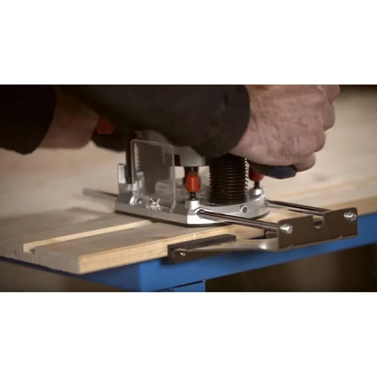 Oberfräse OF1200 - 1200W - 55 mm - inkl. 6 Fräsern und Führungsschienenadapter - 7