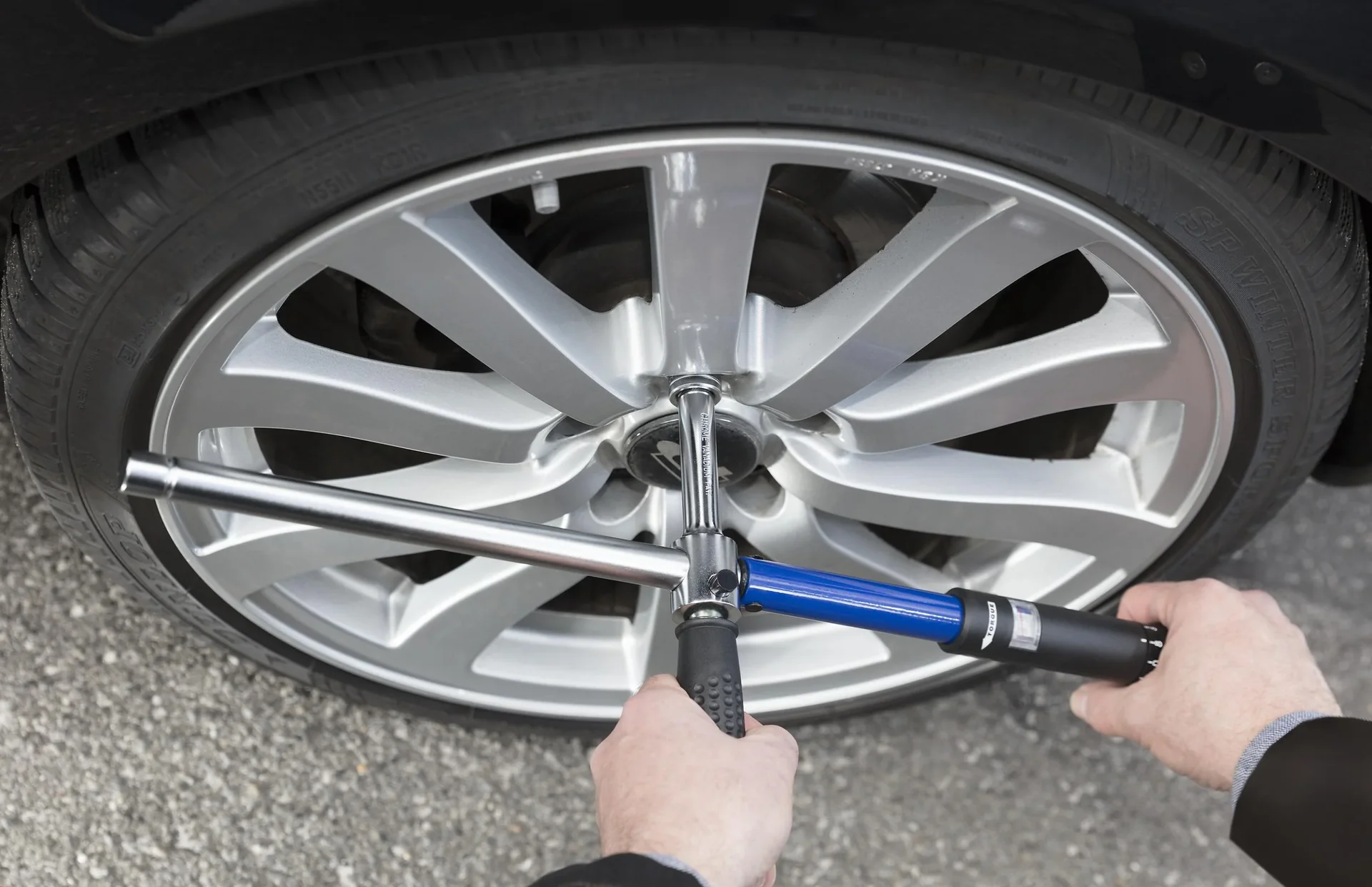 Radkreuz - Drehmomentschlüssel - 70 - 170 Nm - 6