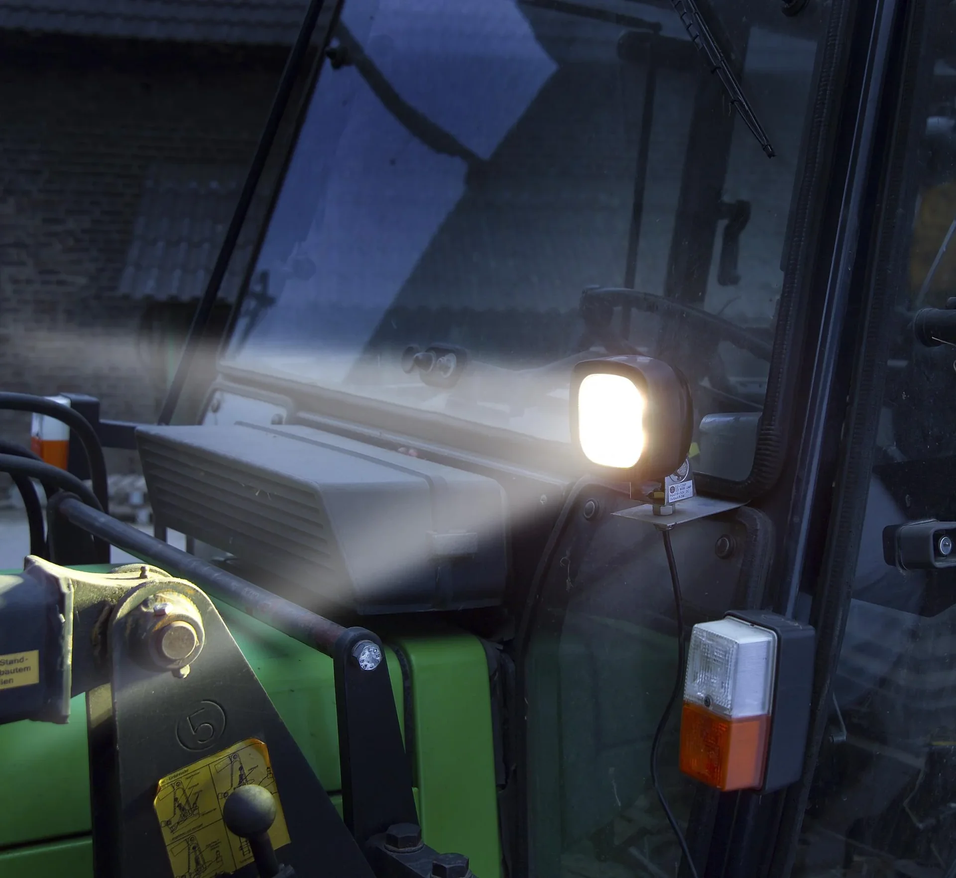 LED Arbeitsscheinwerfer, 6 x 3 Watt, 1 Stück - 1