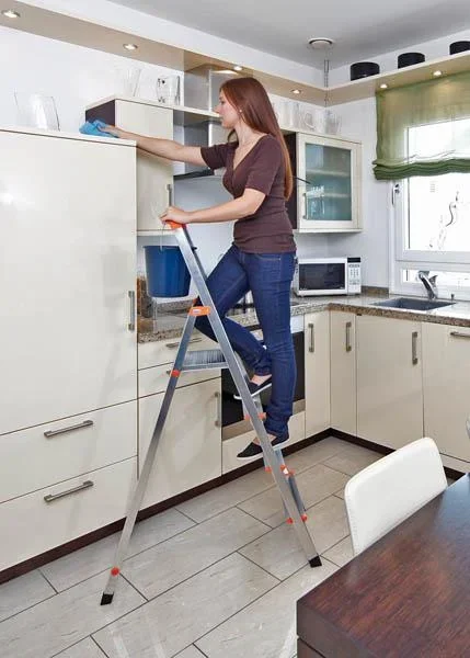 Stufen-Stehleiter mit 2 Stufen plus Plattform - 0