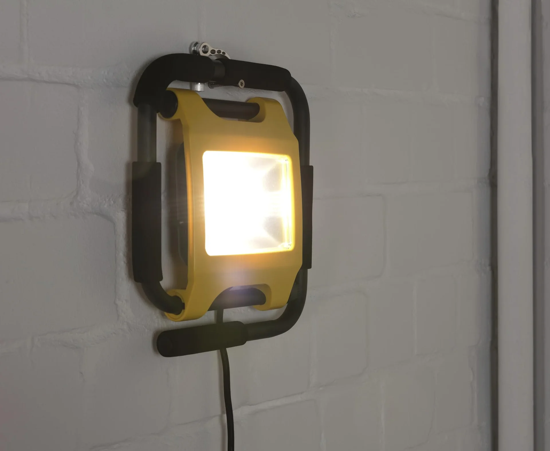 Faltbare LED Arbeitsleuchte mit 30 Watt, IP65 - 4