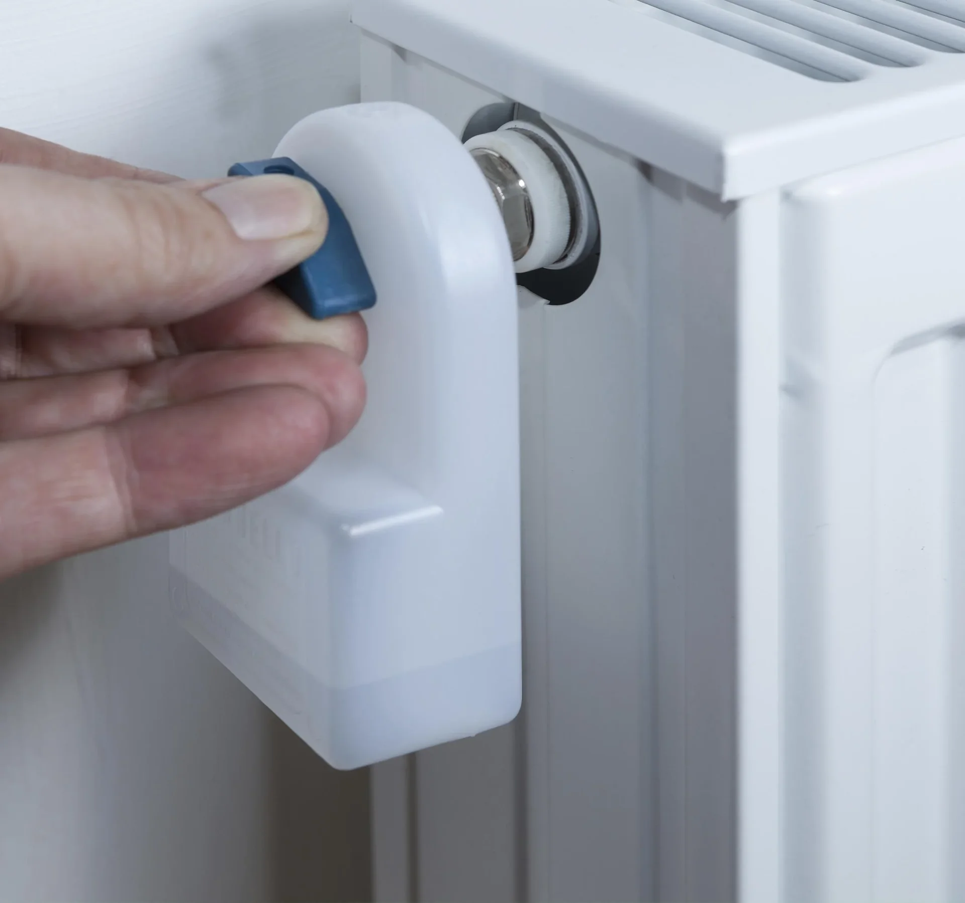 Heizkörperentlüfter - einfach und schnell Heizkosten sparen - 1