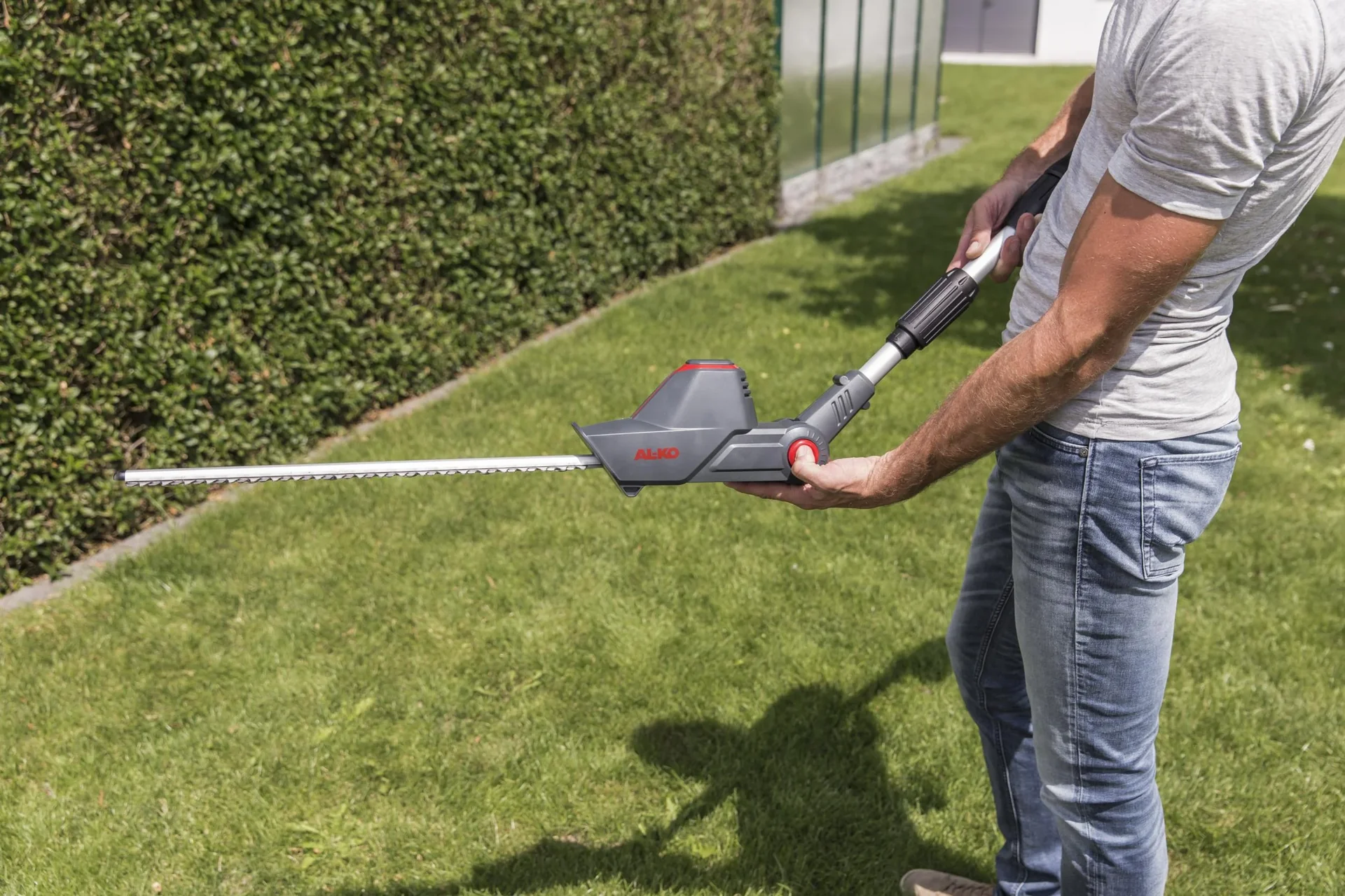 18 V BOSCH HOME AND GARDEN COMPATIBLE Akku-Hochheckenschere HTA 1845 - 1