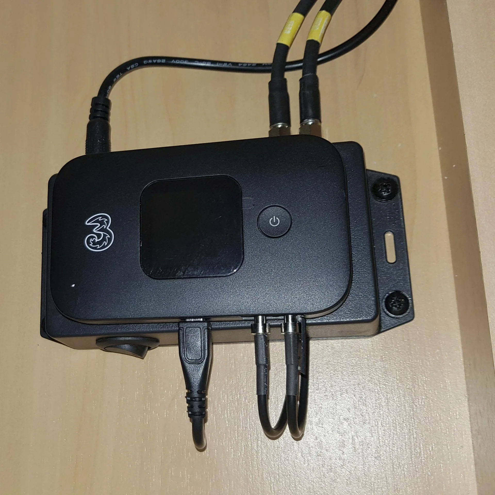 LTE Camping/Boot Dachantenne mit WLAN Router, 4G - 2