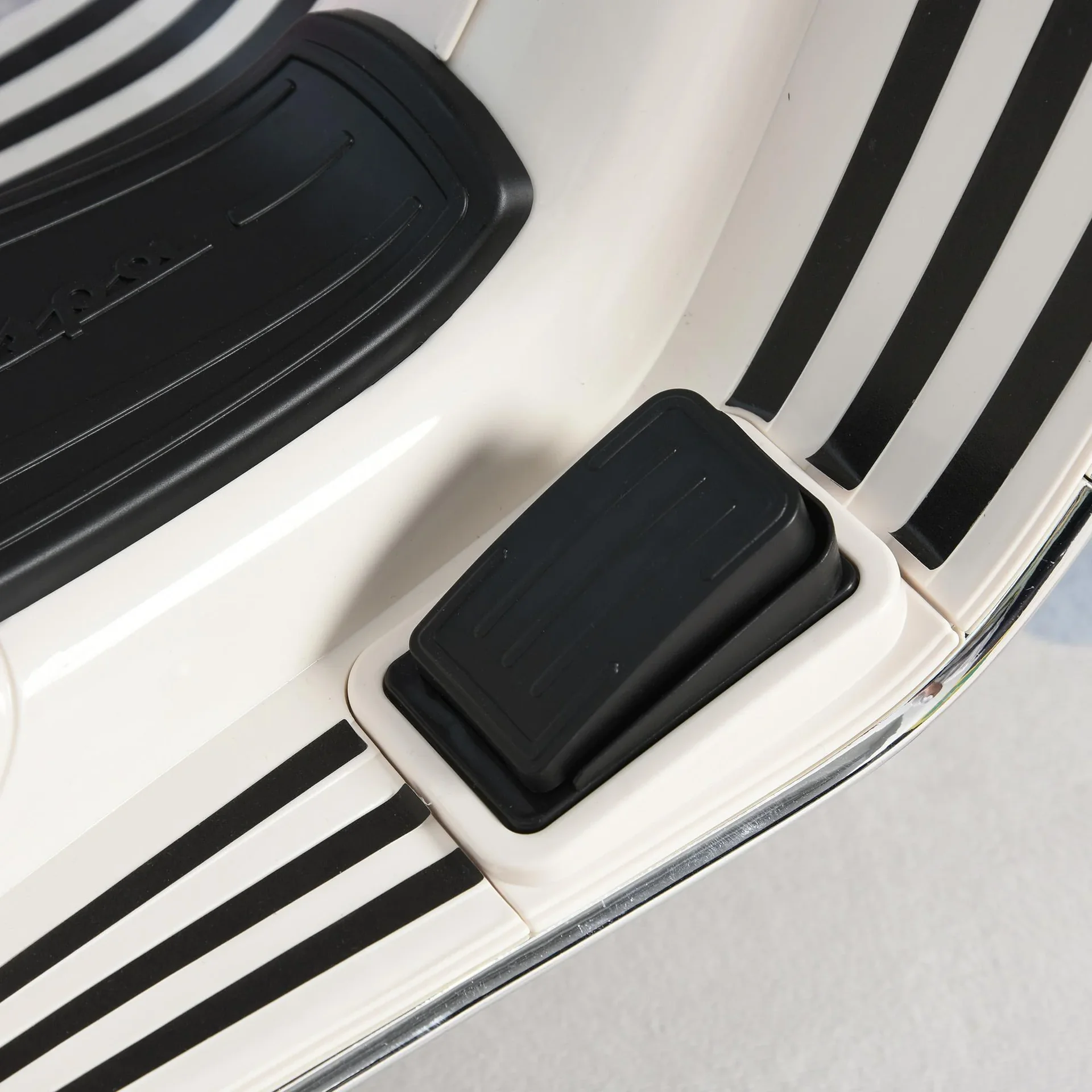 Spielzeug-Kinderauto, weiß - 2