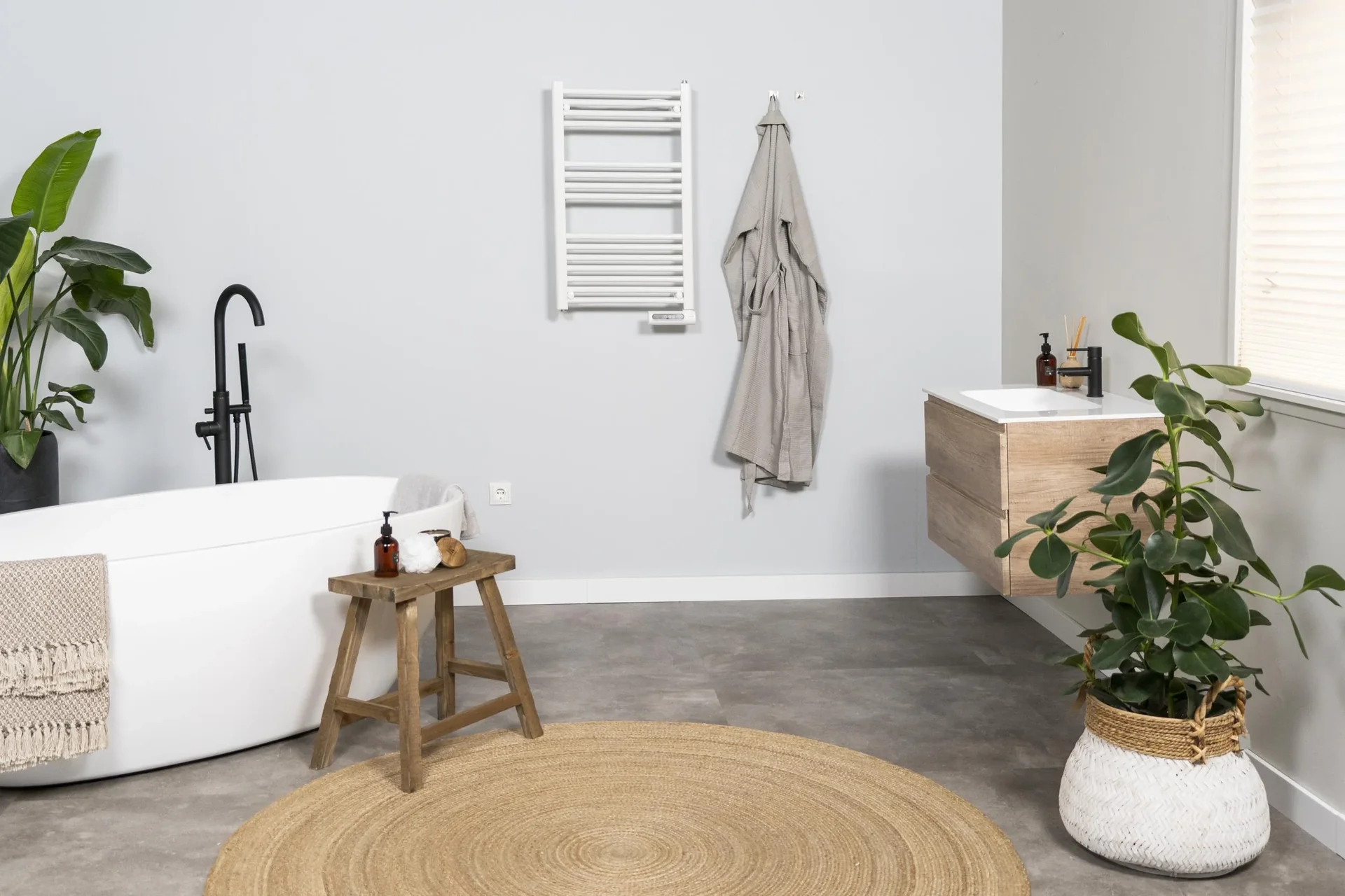 Heizkörper für Badezimmer Sani-Towel 500, weiß - 2