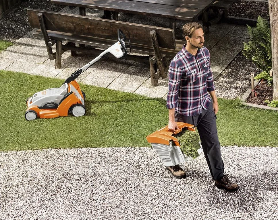 Akku-Rasenmäher RMA 339C, Akku System COMPACT, Schnittbreite 37 cm, Fangkorb 40 Liter, ohne Akku und Ladegerät - 4