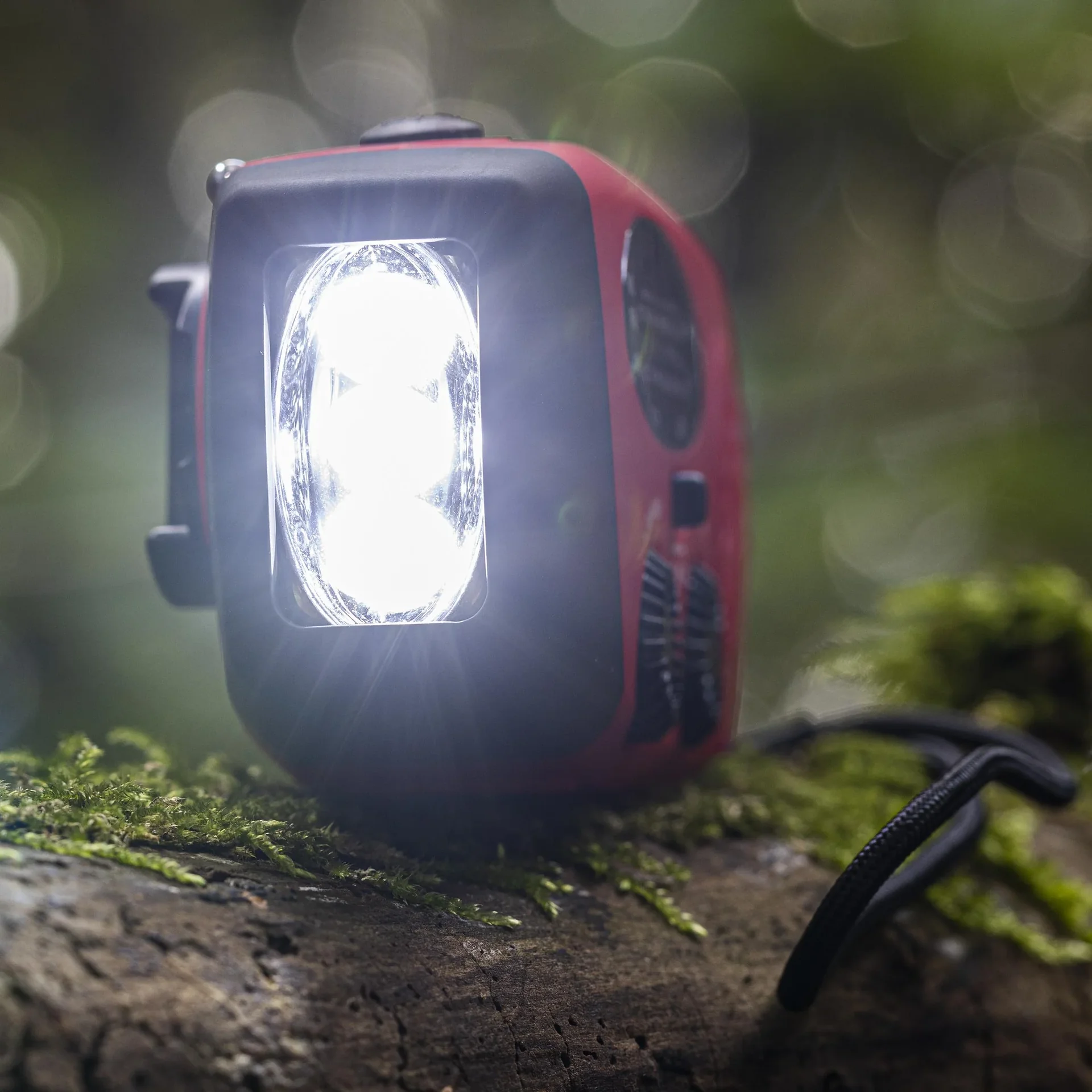 Tragbares Solar Kurbel Radio mit Taschenlicht, Powerbankfunktion - 2