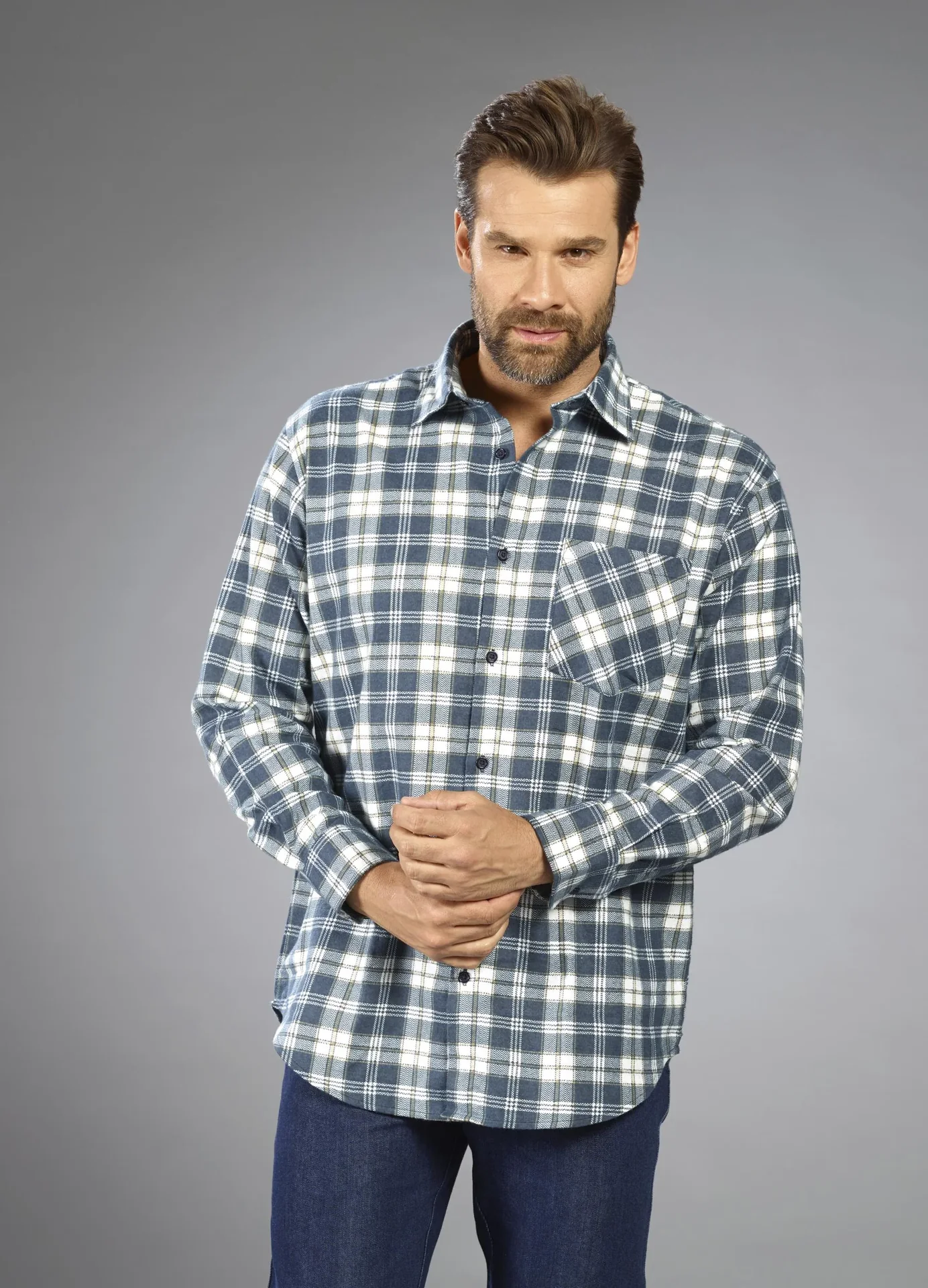 Flanellhemd kariert, Länge 85cm, Gr. 39/40, farblich sortiert - 0