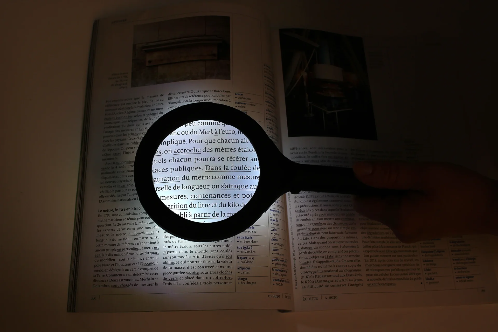 Vergrößerungs-Lupe mit 15 LEDs, Schwarz - 6