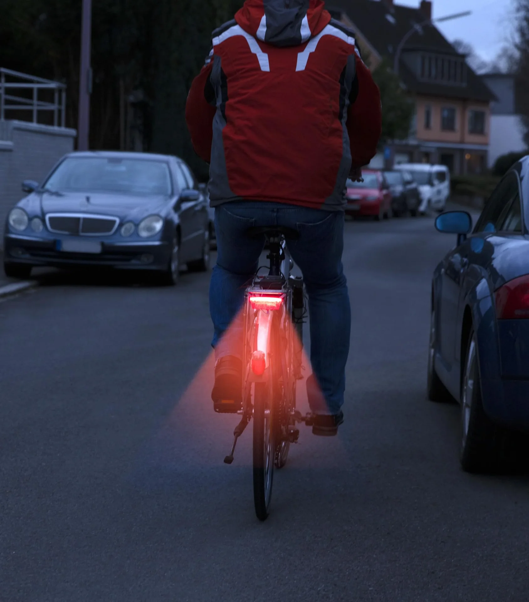 E-Bike Gepäckträger-Rücklicht "Helios E-Brake" - mit Bremslichtfunktion - 5