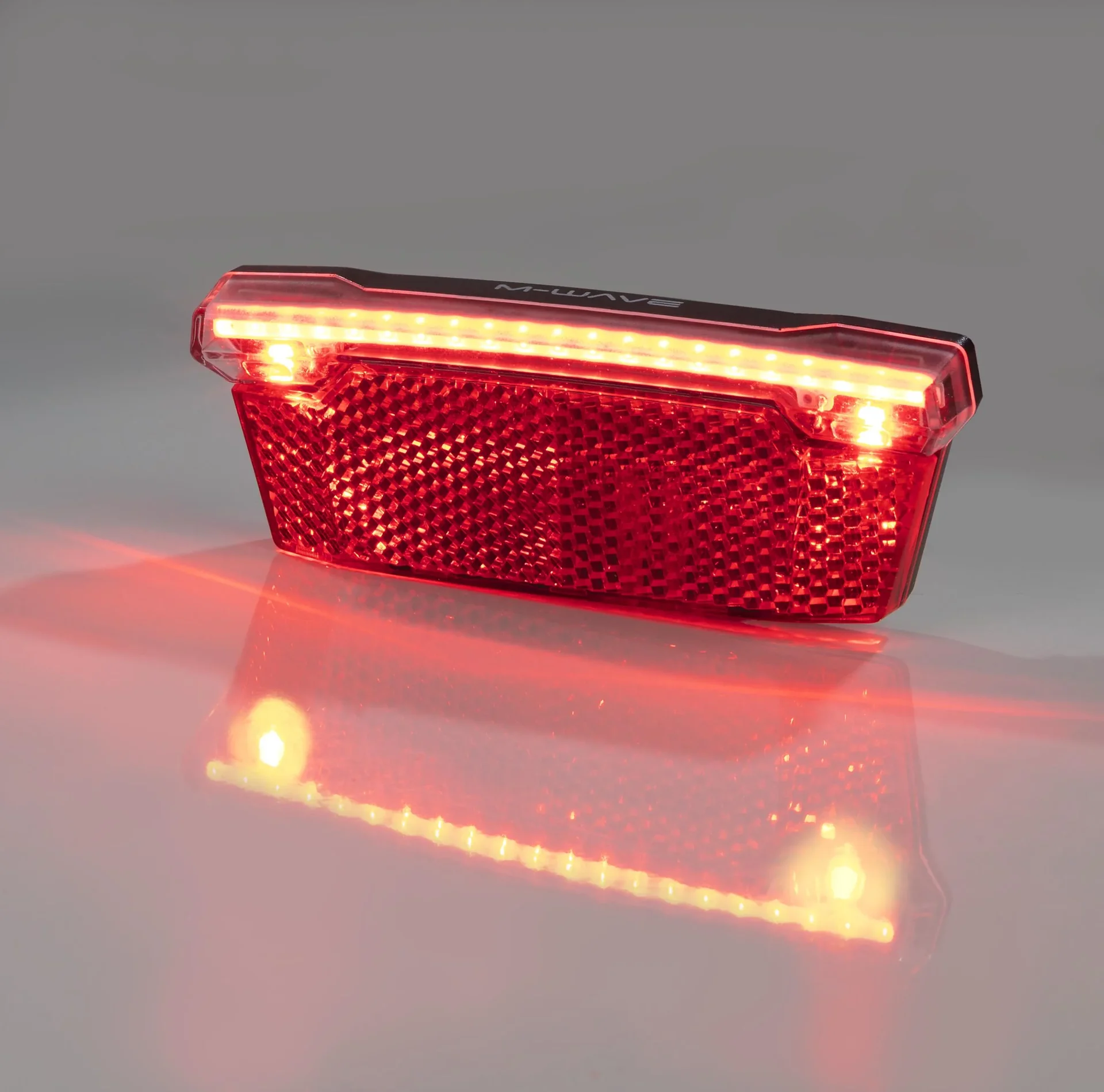 E-Bike Gepäckträger-Rücklicht "Helios E-Brake" - mit Bremslichtfunktion - 6