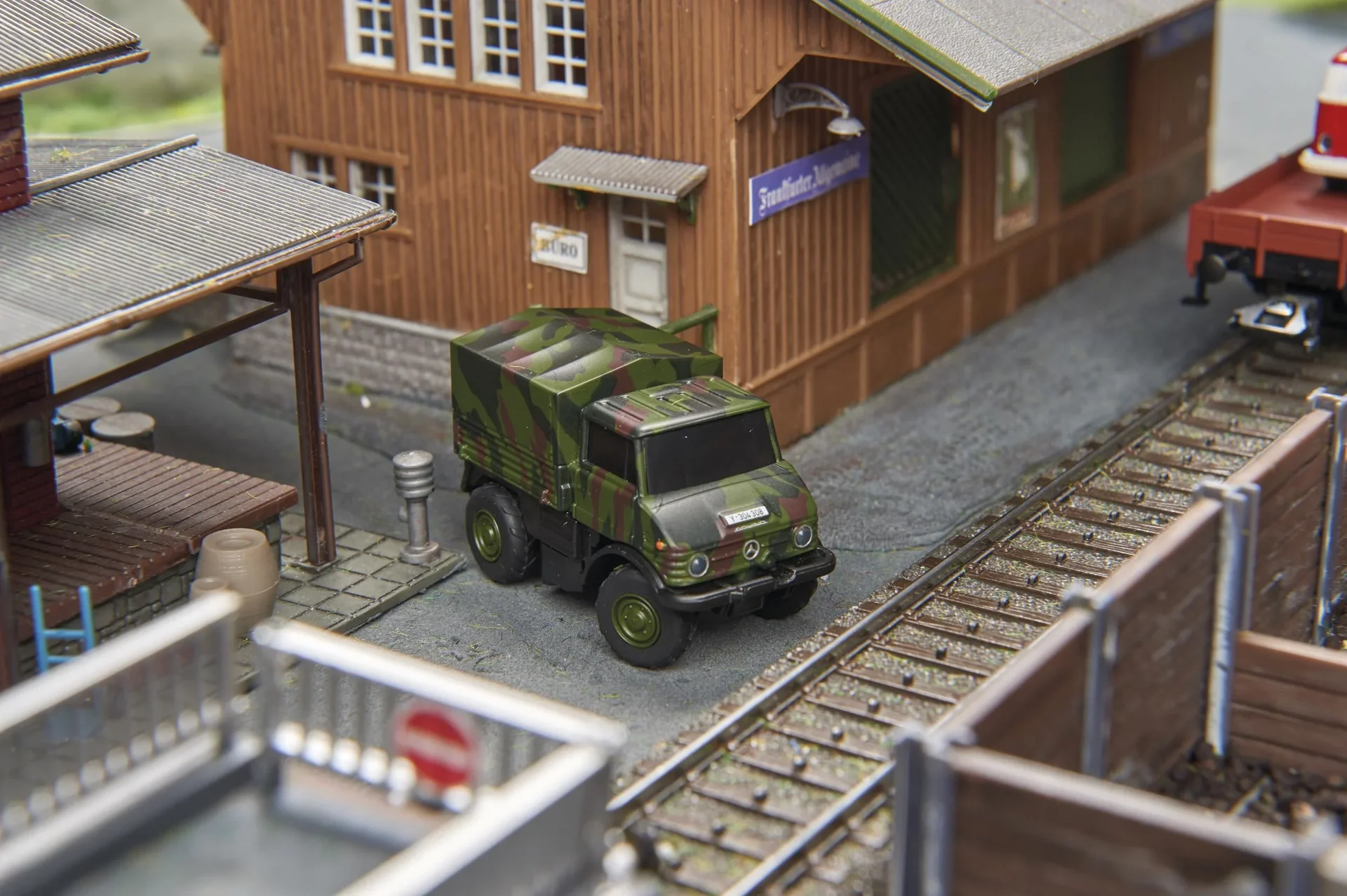 1:87 MB Unimog U406 Camouflage 100% RTR - 0