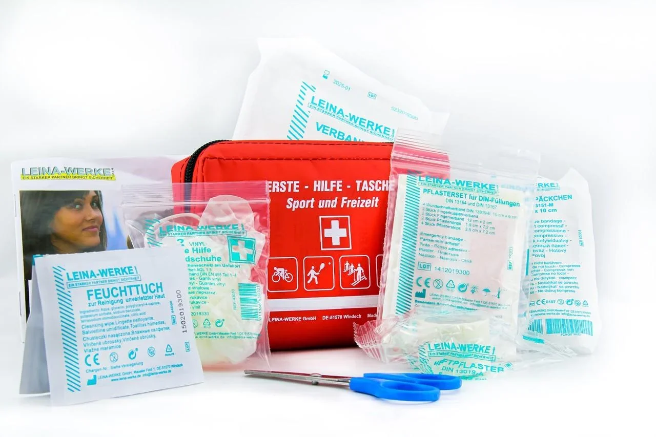 Erste Hilfe Tasche für "Sport und Freizeit" - 0