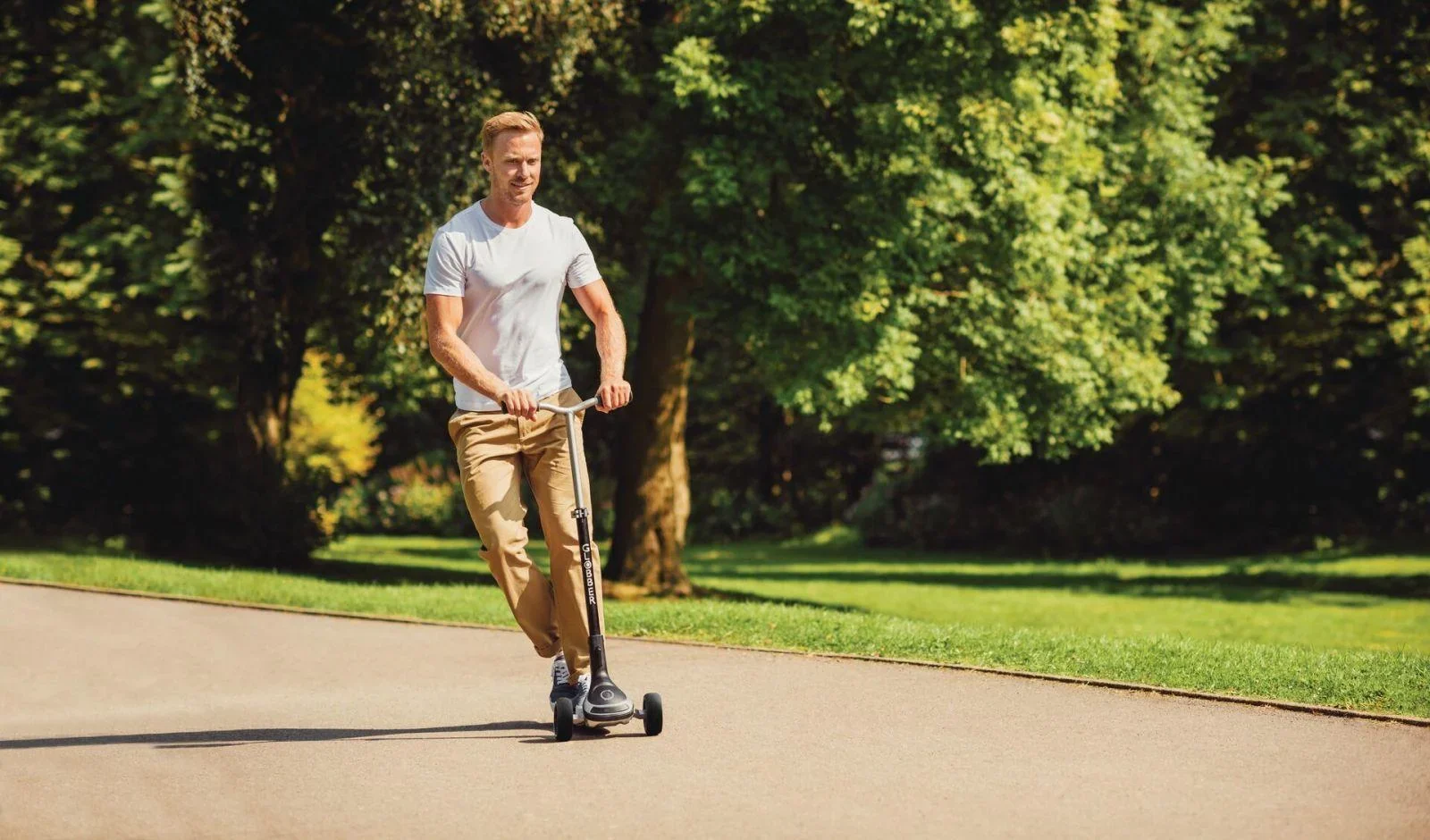 ULTIMUM LIGHTS Tretroller, 125/90 mm extra breit, ABEC 7, 3-rädrig, höhenverstellbar, LED-Leuchtmodul, grau - 3