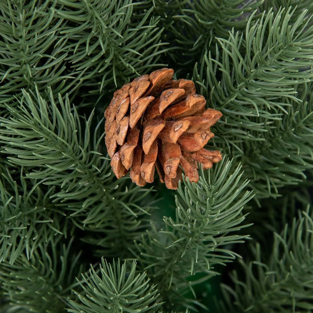 Tannenkranz Türkranz Weihnachtskranz Rückseite mit aufhänge Öse PE Grün Ø60 x 8 cm Weihnachten 60 cm | Aosom.de - 2