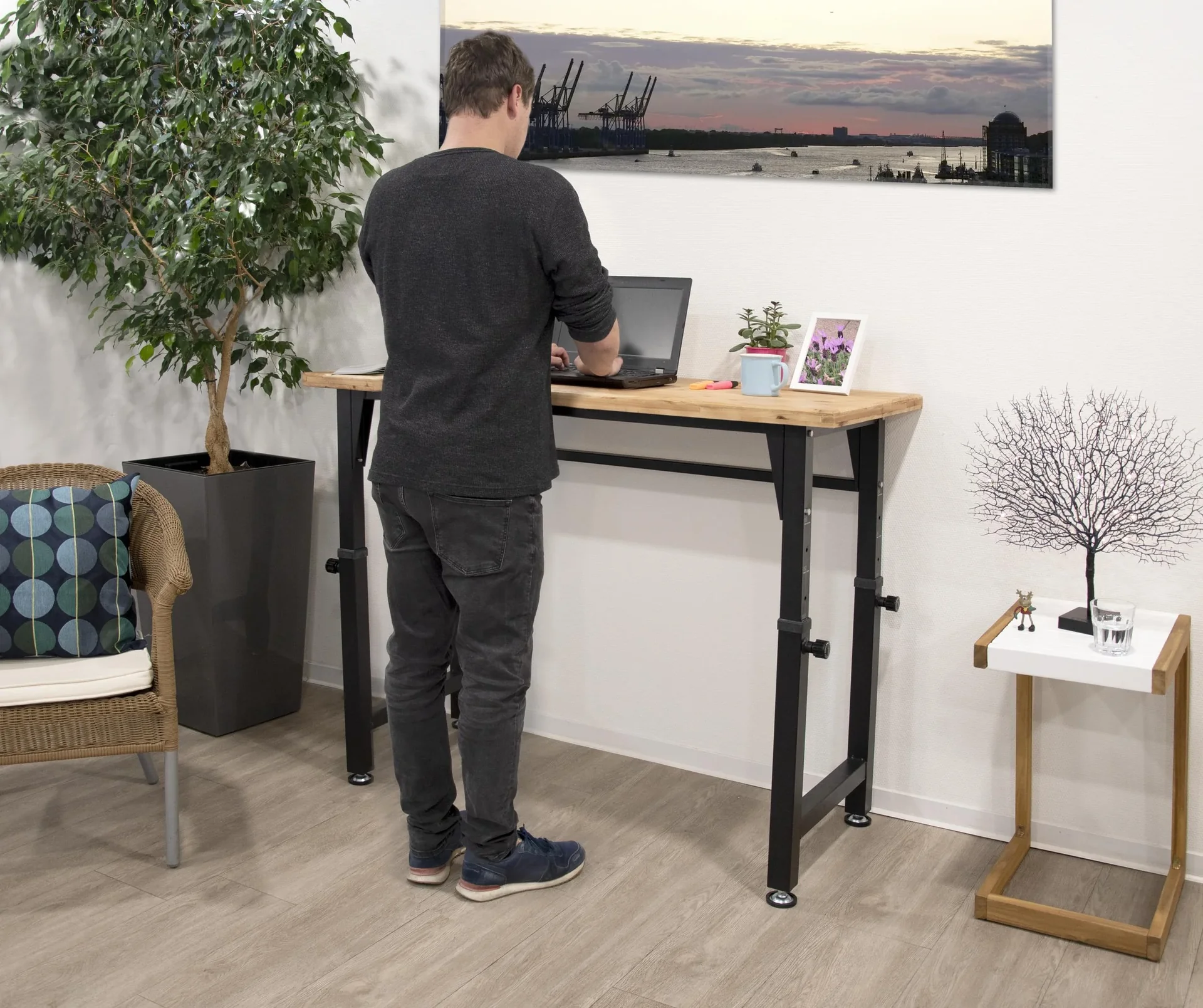 Höhenverstellbare Werkbank - 7