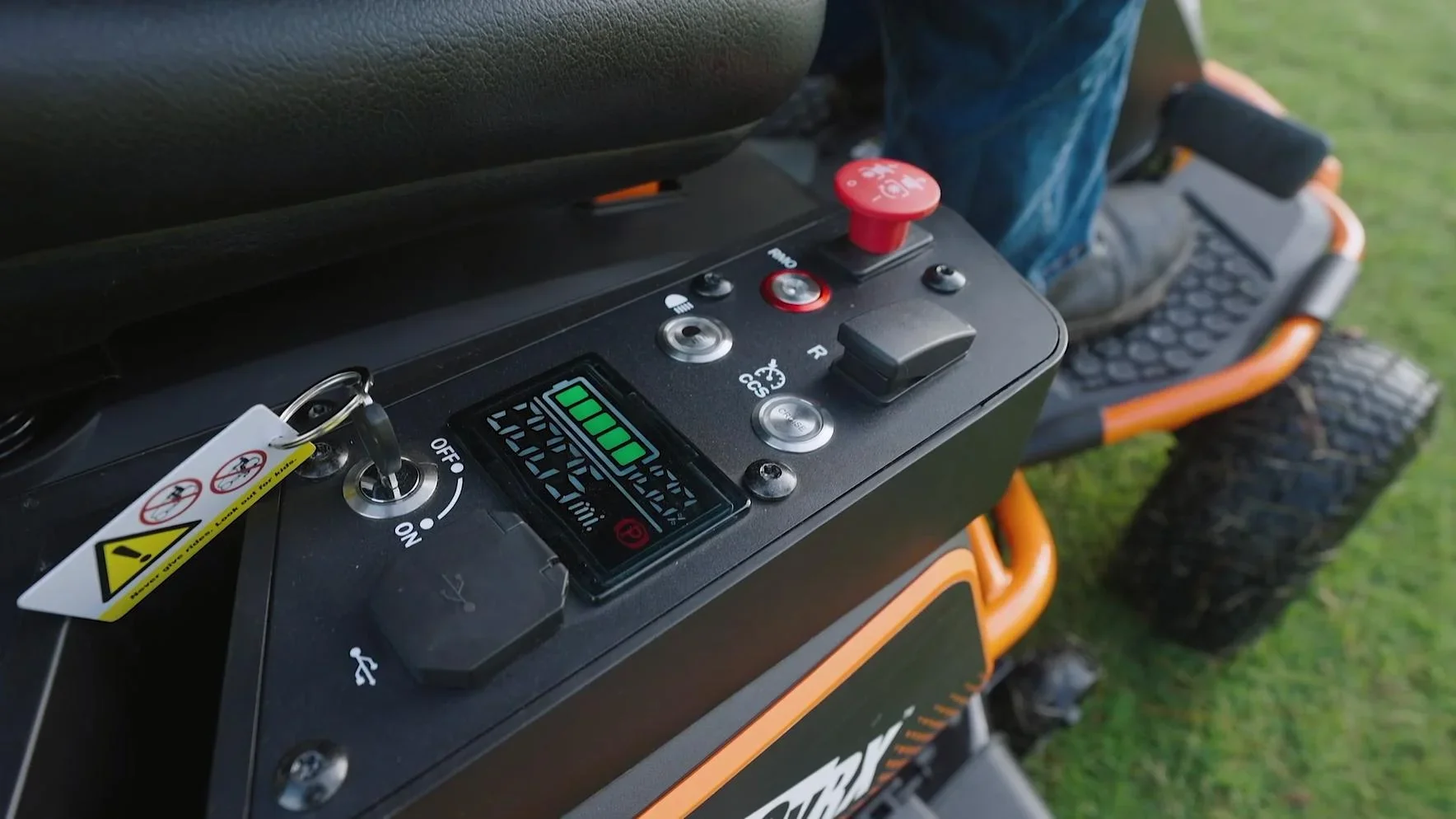 Akku Aufsitzmäher 56 V LFP - 7