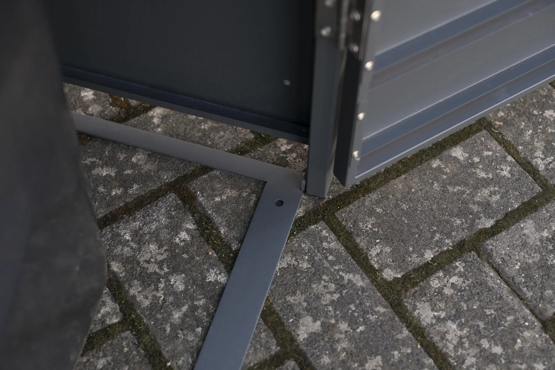 Mülltonnenbox 1-fach mit Deckel, Anthrazit - 7