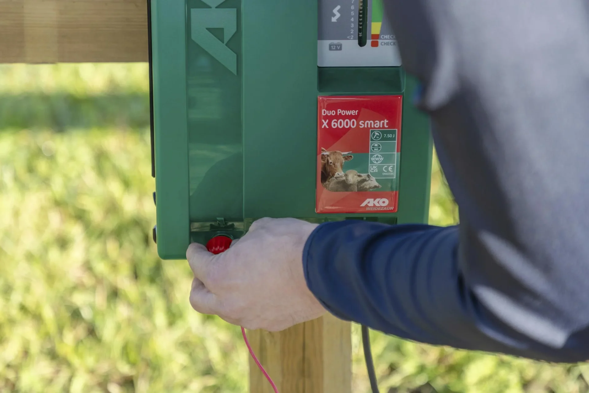 AKO Duo Power X6000 smart Weidezaungerät - 4