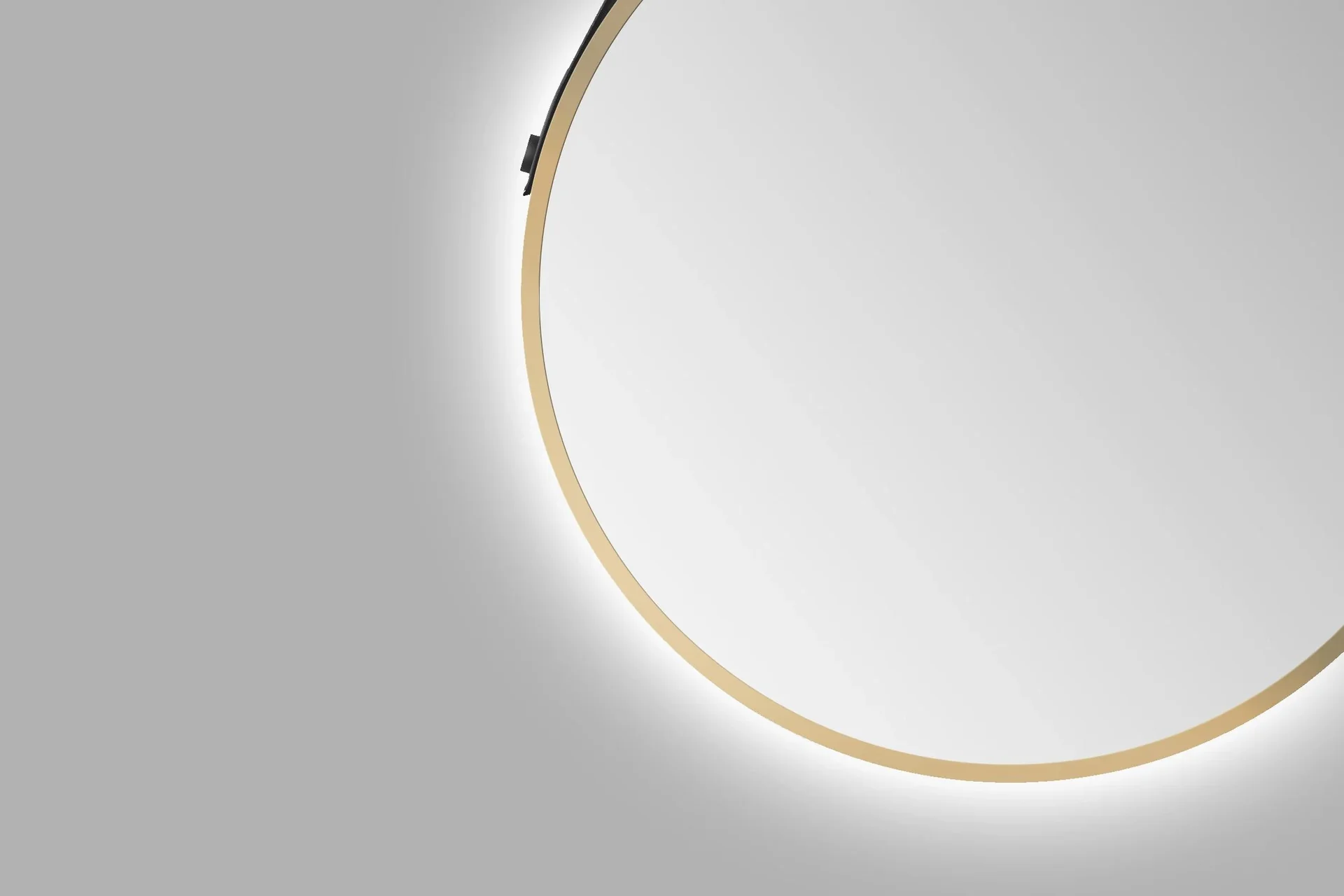 Dekorativer runder Wandspiegel mit indirekter LED Beleuchtung in gold matt Ø 50 cm - 5