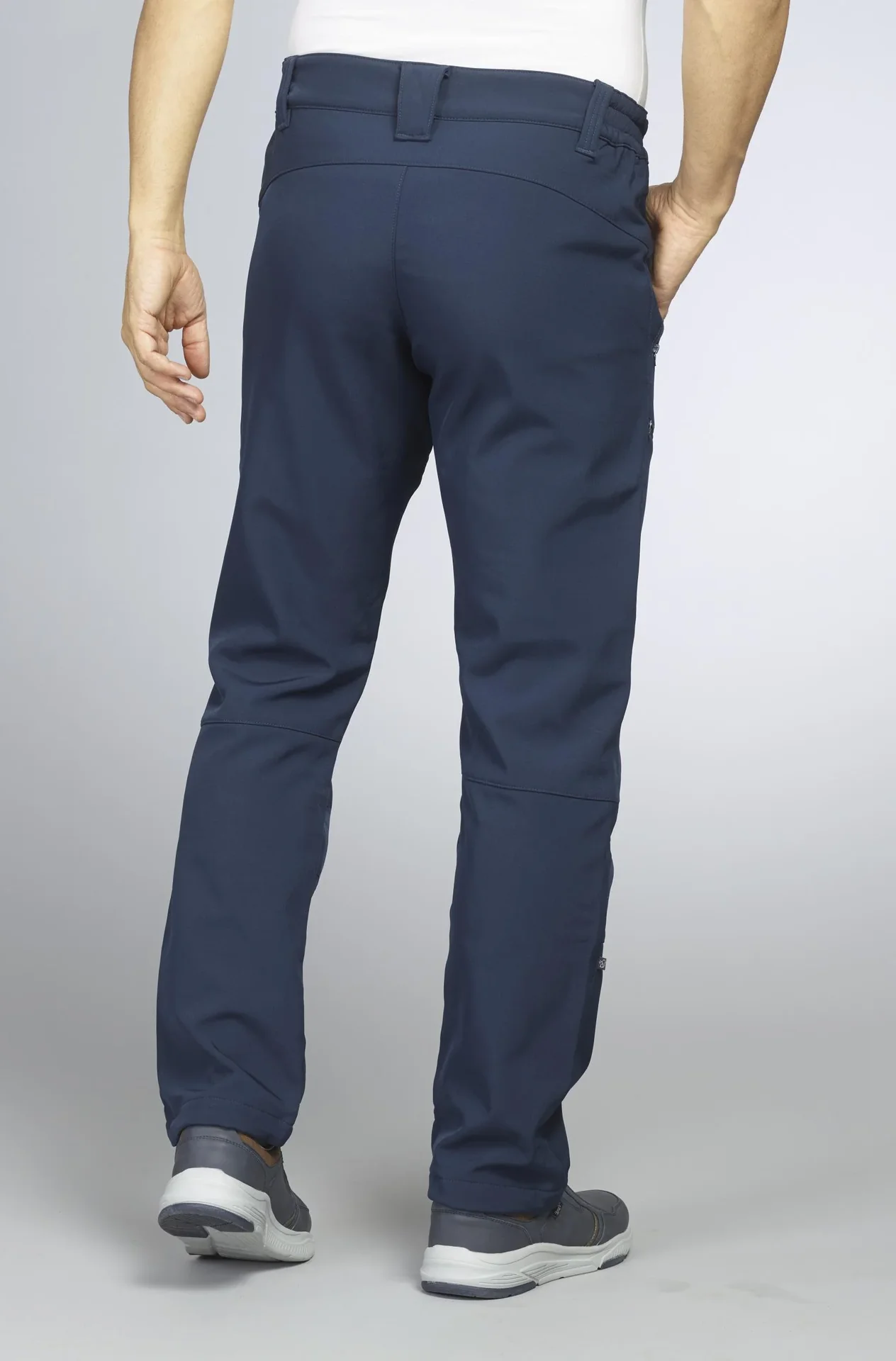 Outdoorhose mit Futter, Farbe marine, Gr.48 - 8