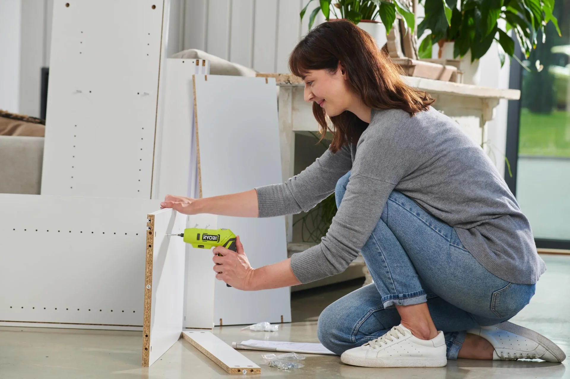 Akku-Knickschrauber 4V USB, inklusive 4 V 2,0 AH Akku und USB-C Ladekabel - 1