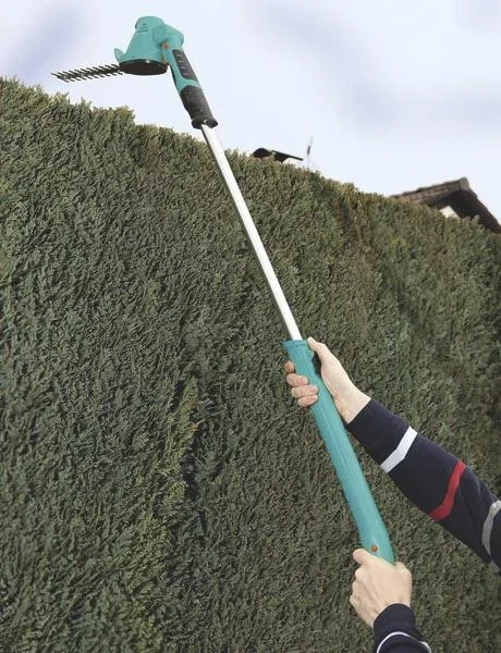 Akku Gras- & Strauchschere 10,8 Volt mit Fahrstock inklusiver Ersatzakku - 9