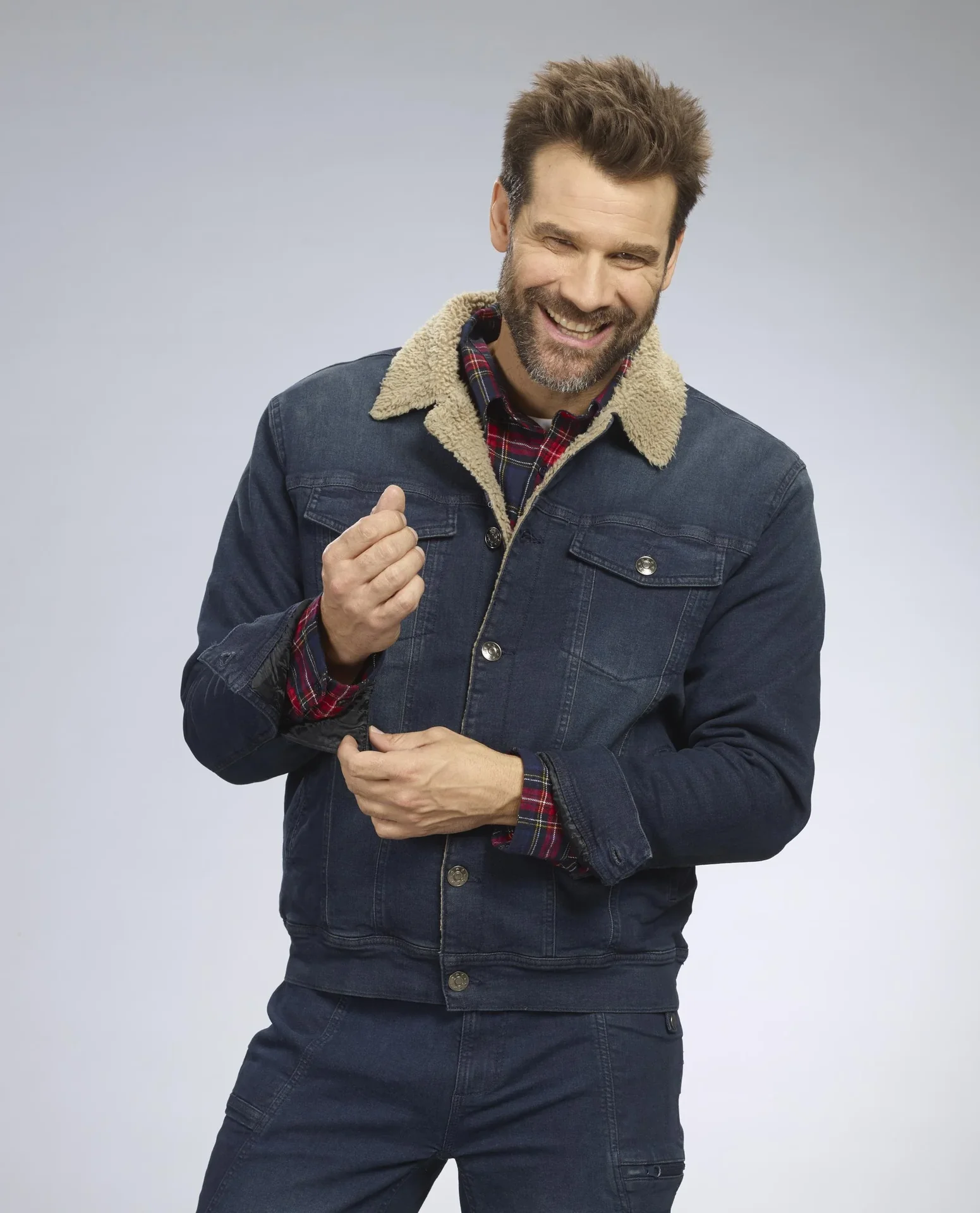 Jeansjacke mit Teddyfutter, Farbe jeanblau, Gr.M - 5