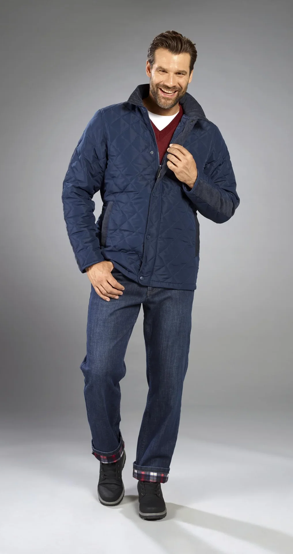 Steppjacke mit Stehkragen, Farbe marine, Gr. M - 0