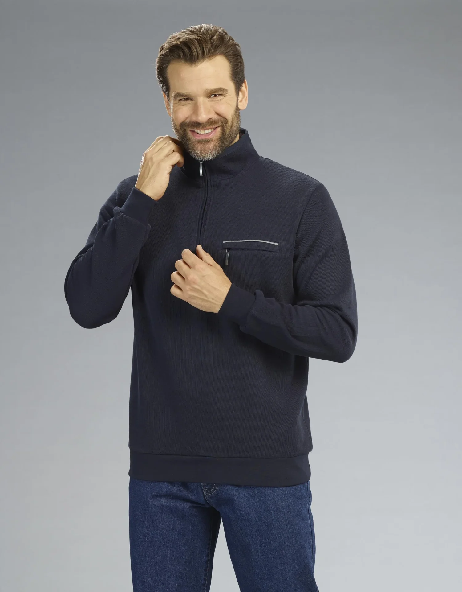 Sweatshirt mit Reißverschluß, Farbe marine, Gr.M - 0