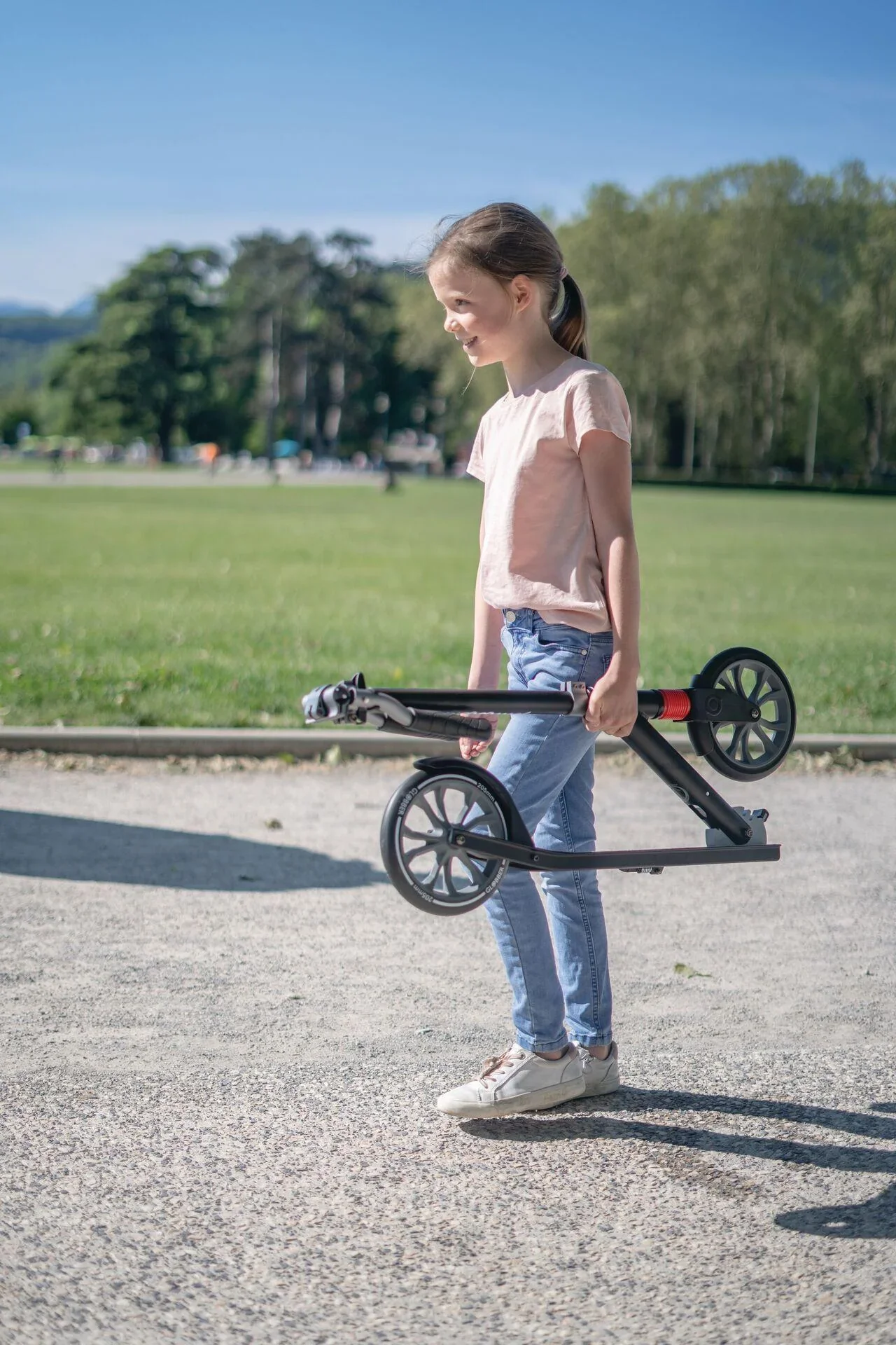 NL 205 Tretroller, 205 mm, ABEC 7, höhenverstellbar, Frontfederung, Klappmechanismus, schwarz-rot - 1