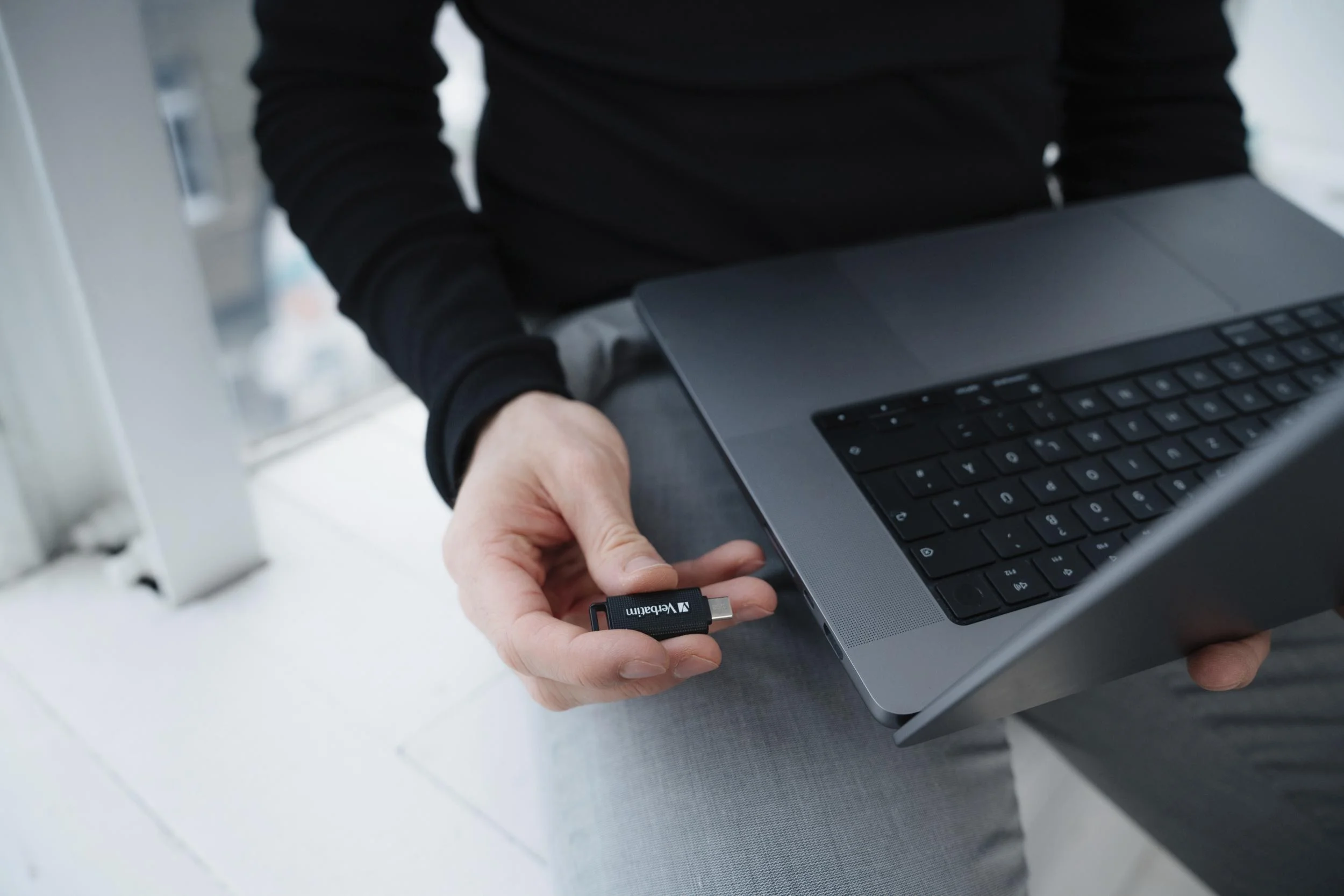 32 GB USB-C 3.2 Speicherstick, Retractable - 0