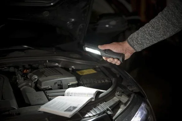 LED Akku Handleuchte HL 700 A 700+100lm Akku, knickbar, Magnet - 1