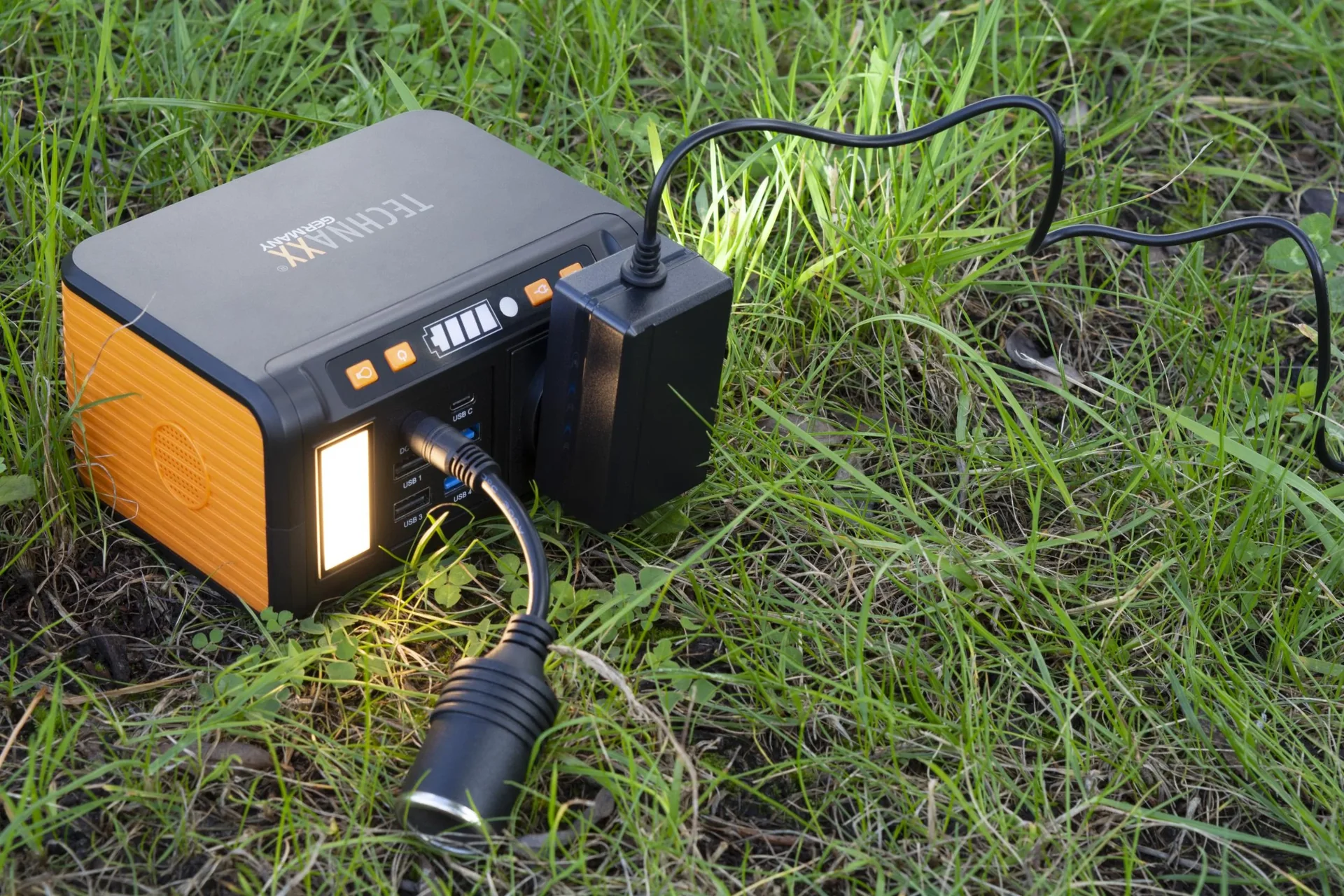 Mini-Powerstation mit 220V Steckdose - 3
