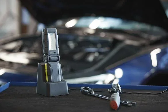 6+1 LED Akku Multifunktionsleuchte 280lm, Haken, Magnet, knickbar, Docking - 3