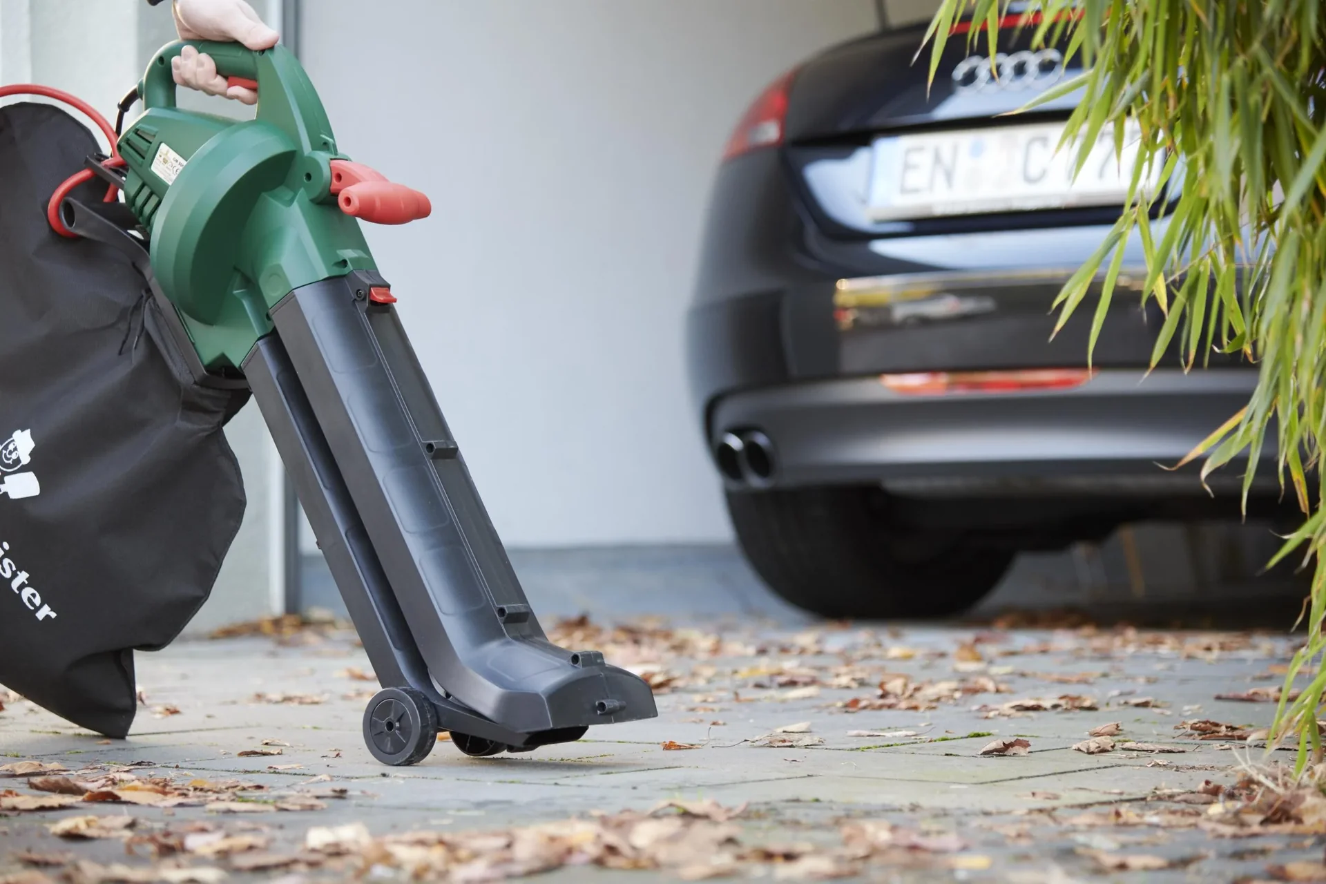 4 in 1 Elektro Laubsauger, 3000 Watt + Zusatz-Fangsack - 7
