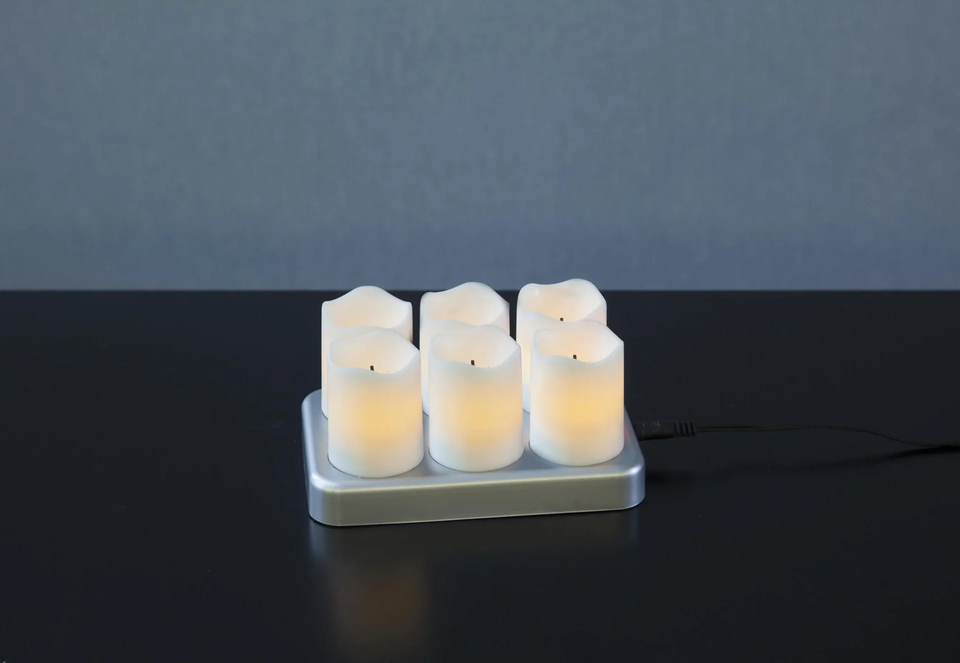 LED Kerzen Set - 6 Stück mit Ladestation - 3