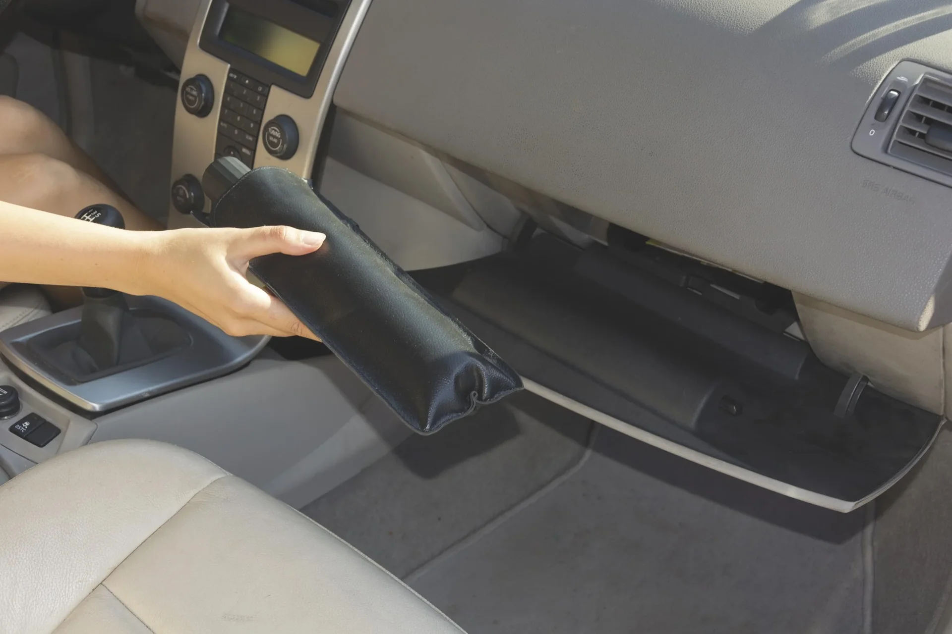 Sonnenschirm für die Windschutzscheibe - 9