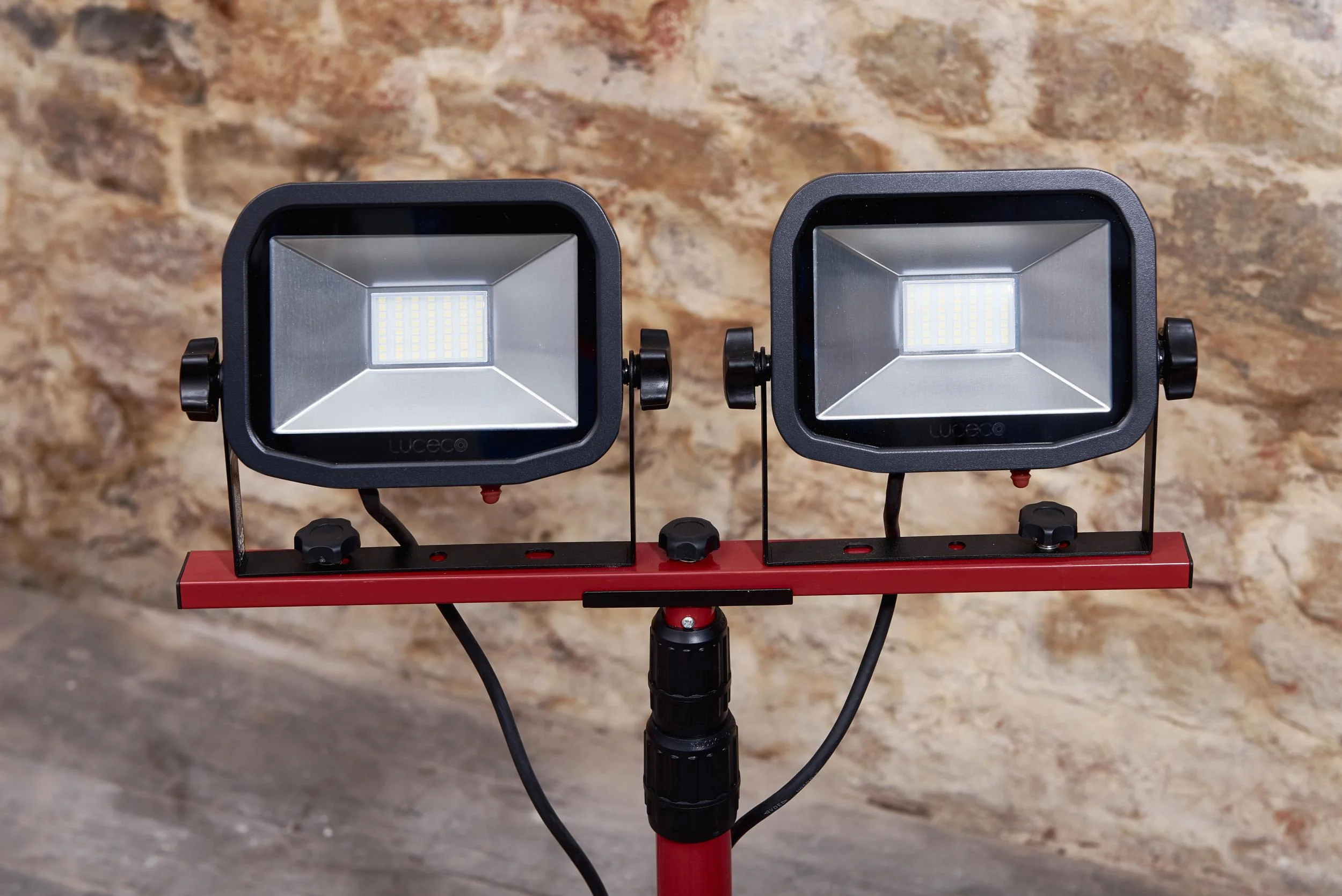 LED Stativfluter für den Innen- und Außenbereich mit 2 x 22 Watt - 2