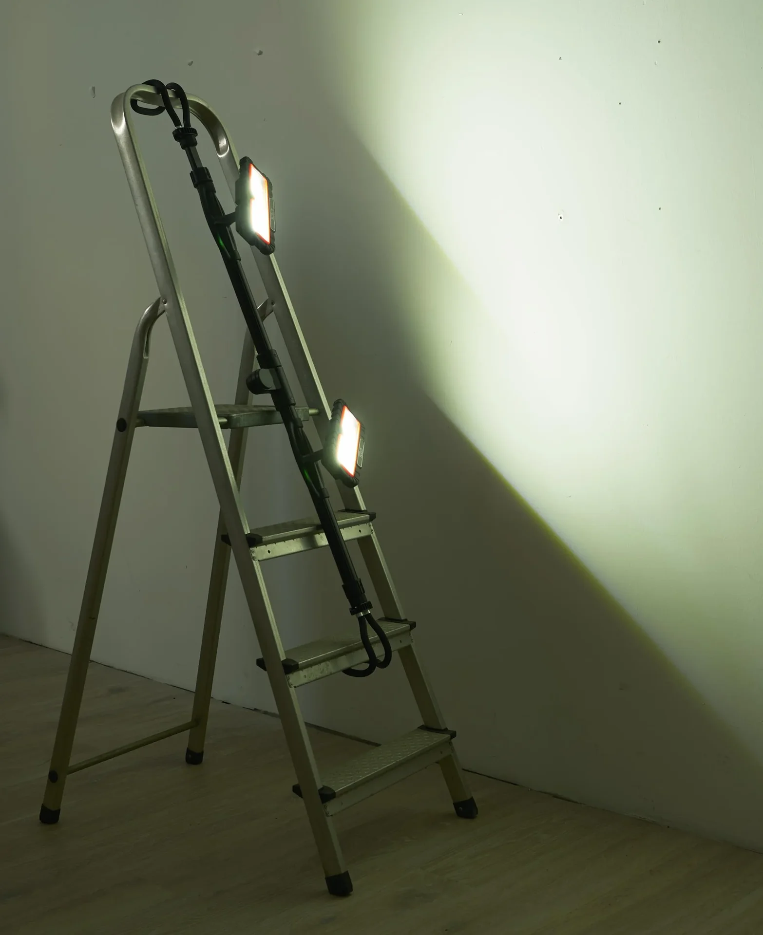 COB-LED Flutlicht "Power-Akku-Strahler" - 6