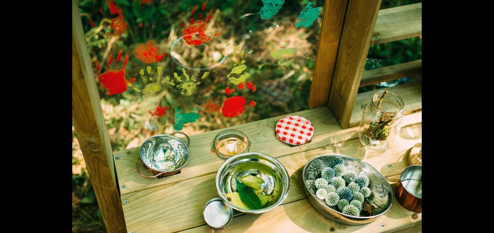 Discovery Küche   Outdoor-Spielküche für Kinder aus Holz, Pflanzkübel, Malscheibe, Windspiel, natur - 1