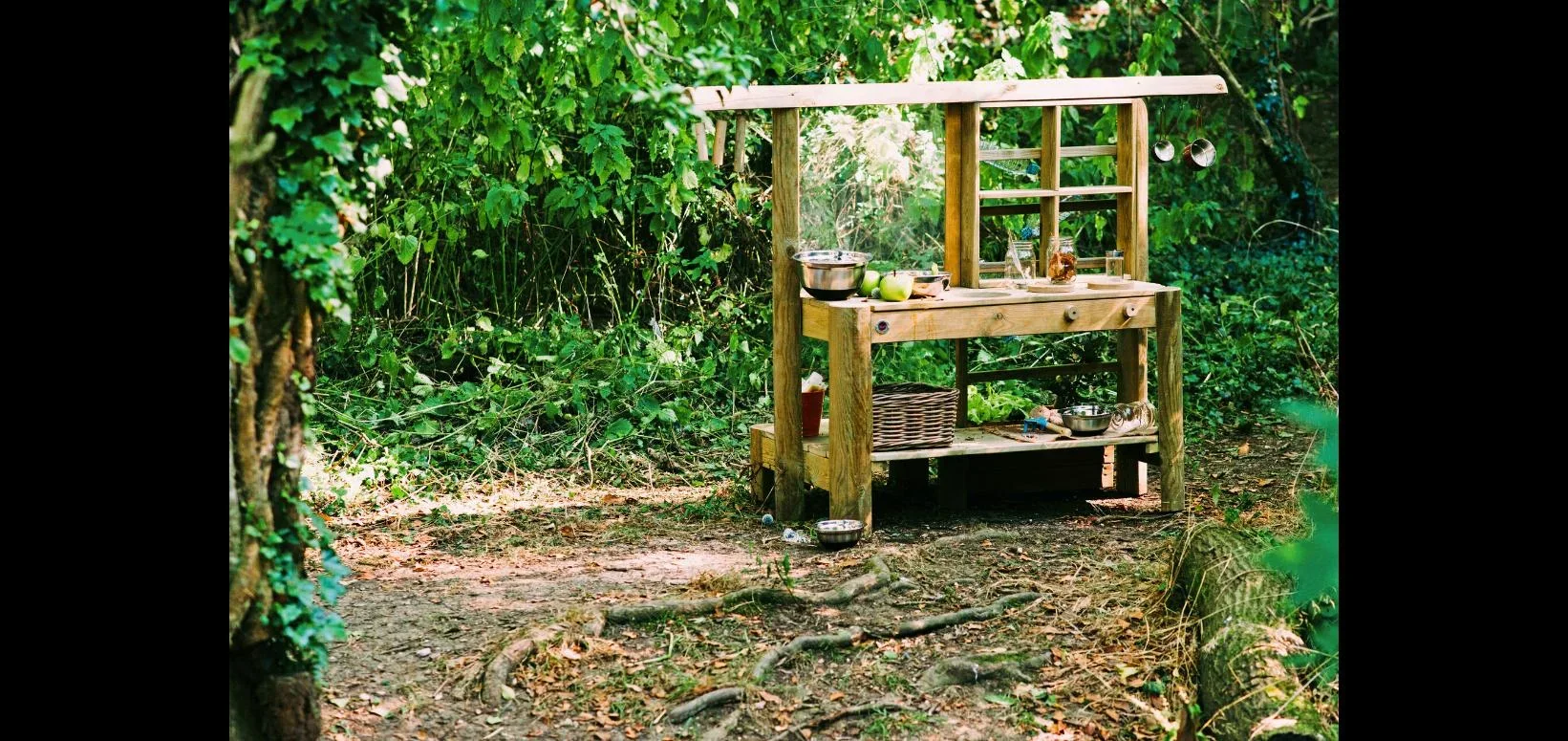 Discovery Küche   Outdoor-Spielküche für Kinder aus Holz, Pflanzkübel, Malscheibe, Windspiel, natur - 3