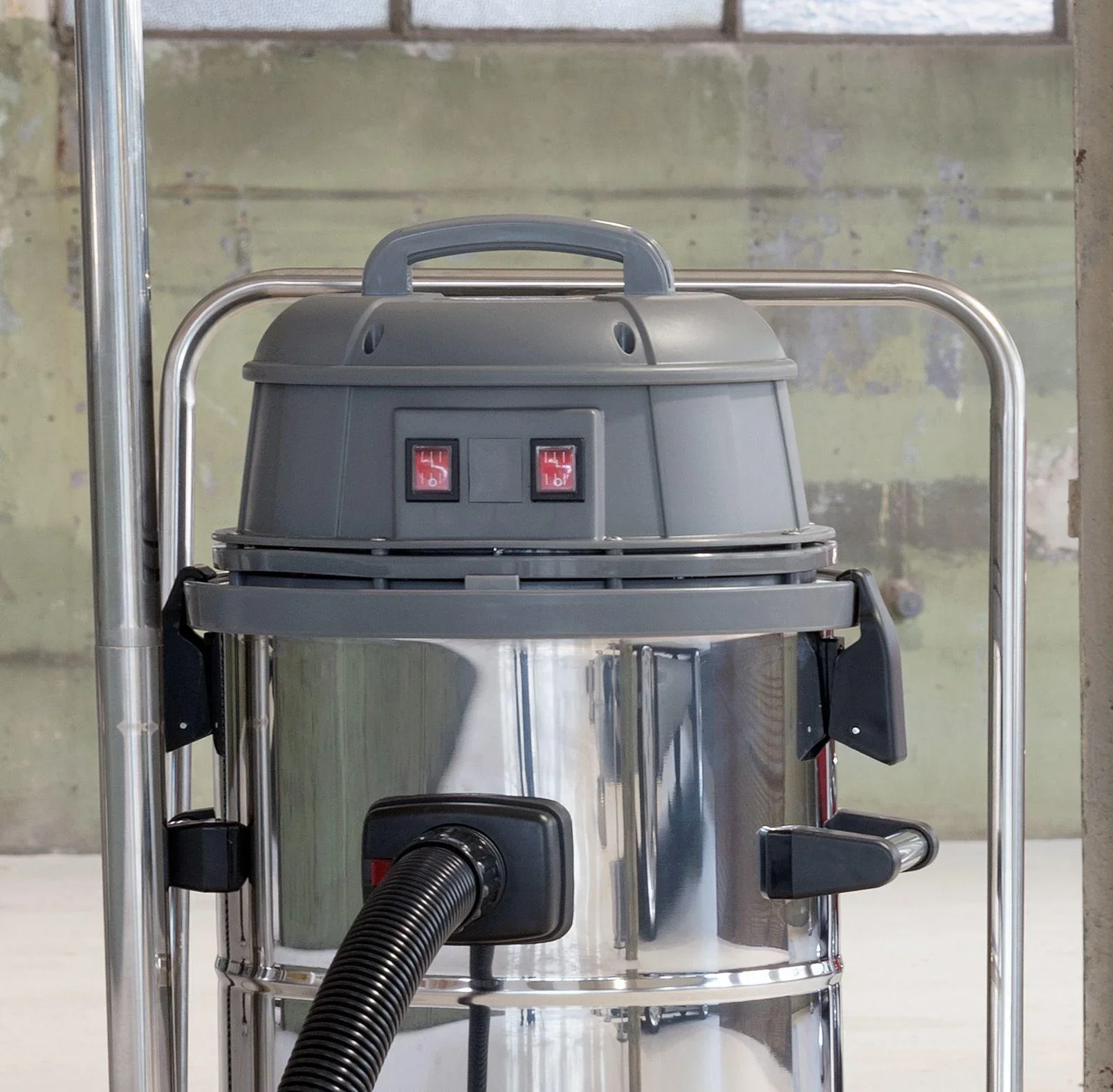 Nass-und Trockensauger N55/2 - 1