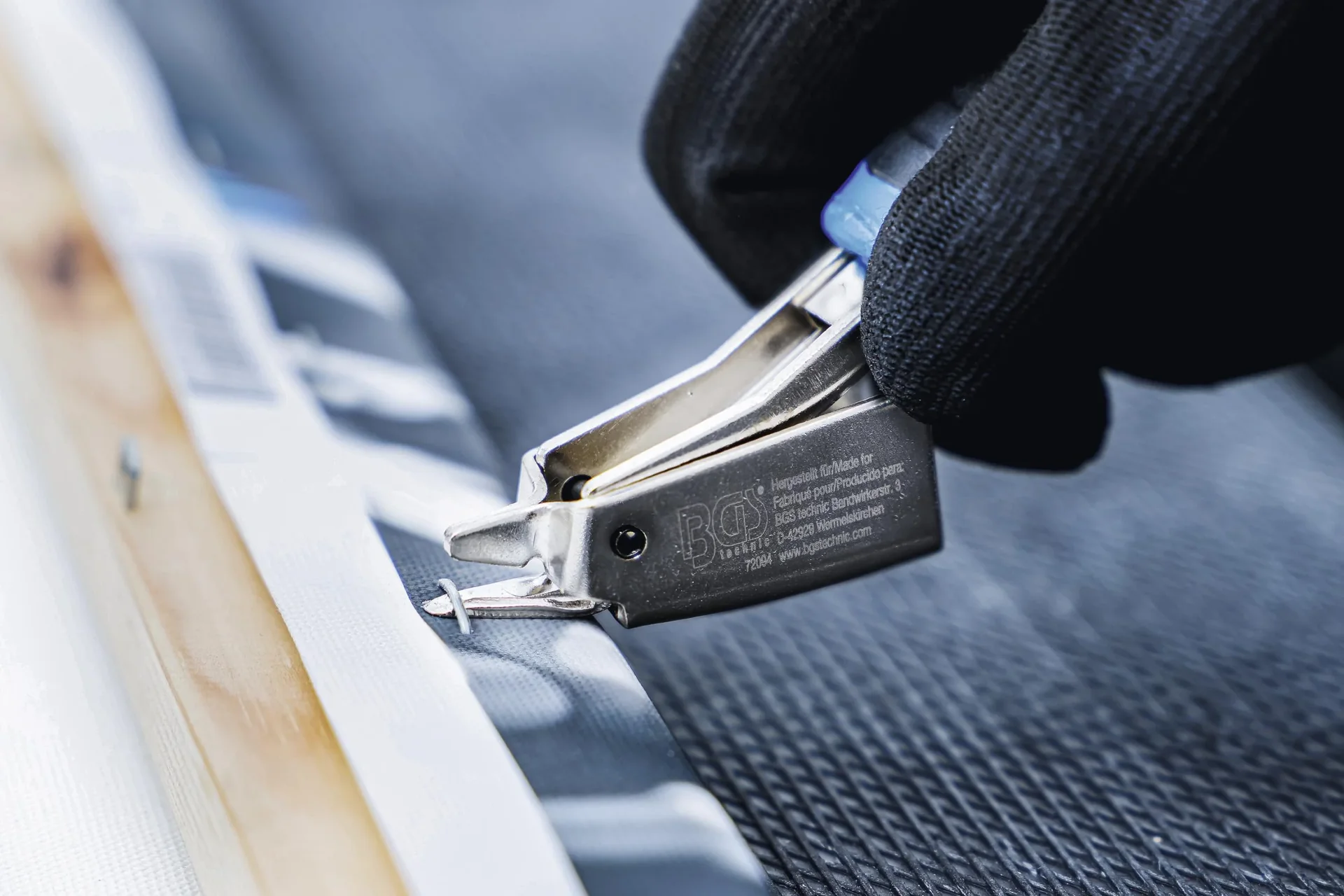 Nagelklammer-Entferner mit Zangenfunktion 160 mm - 0